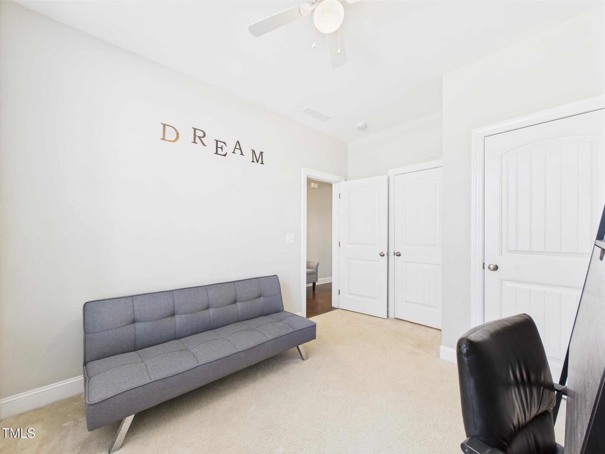 524 Rowanwood Way Property Photo 15