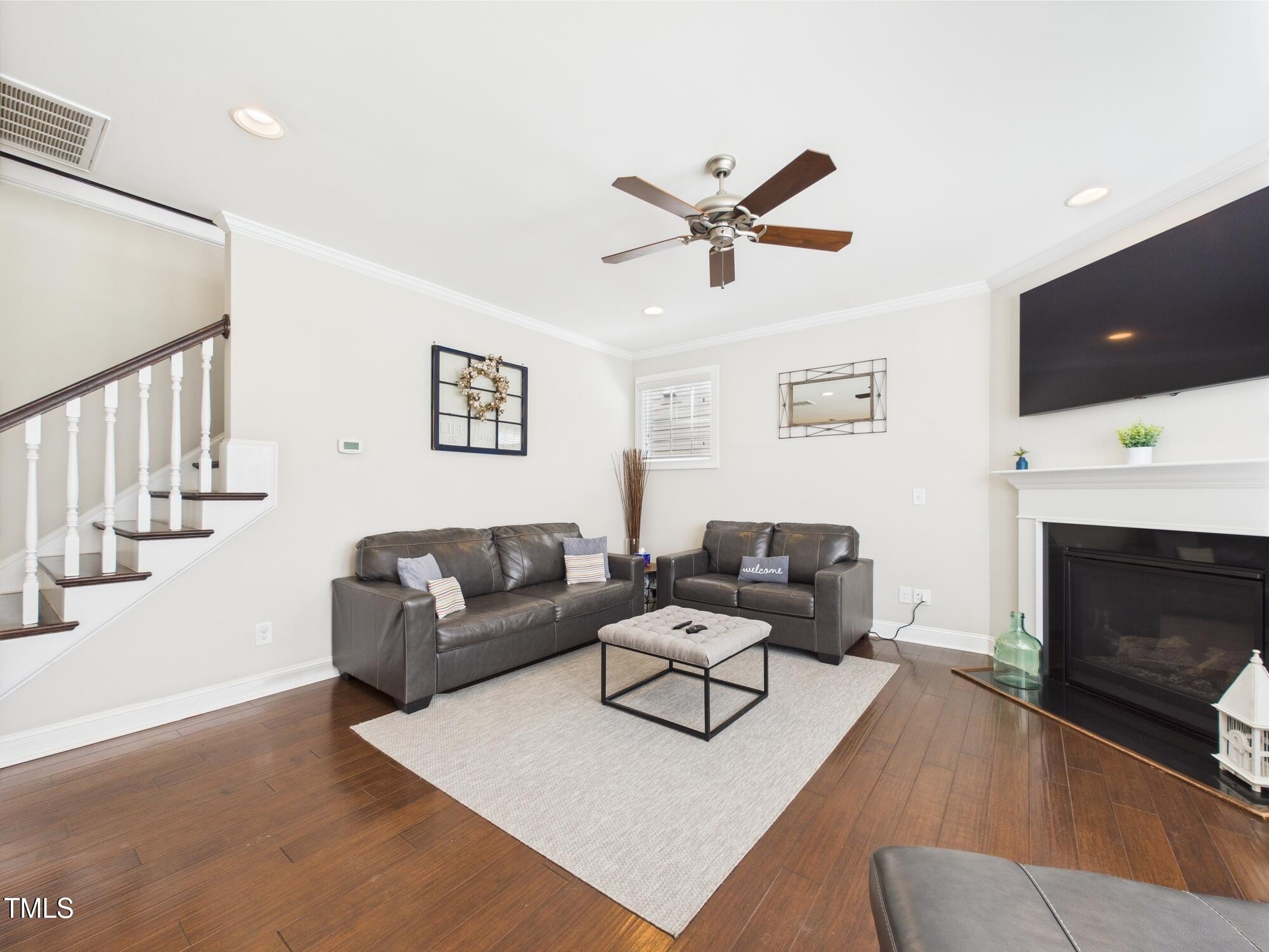 524 Rowanwood Way Property Photo 31