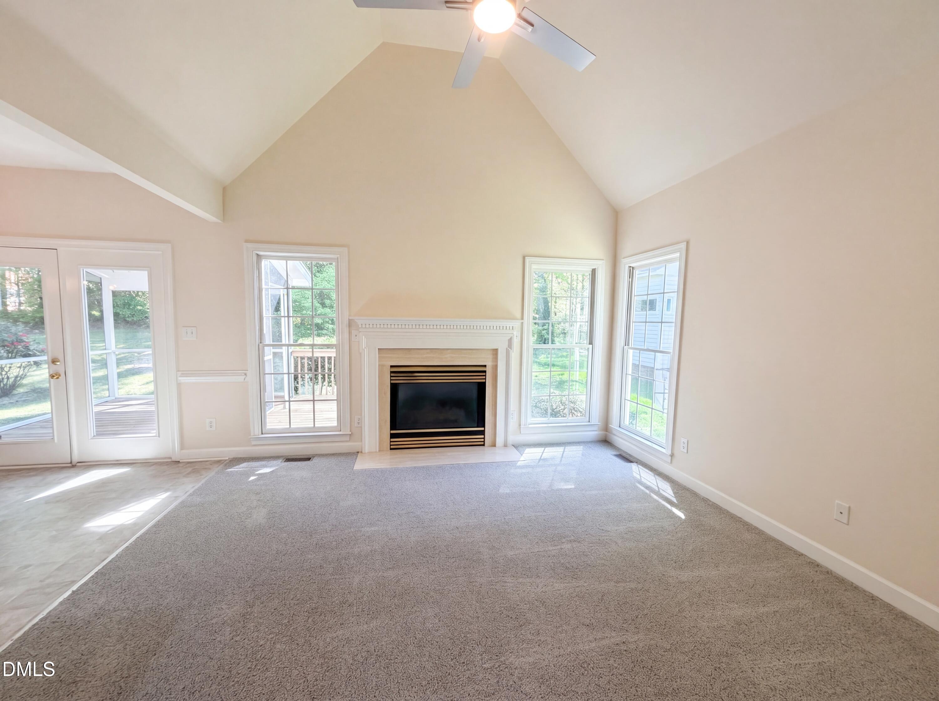 6128 Remington Lake Drive Property Photo 3