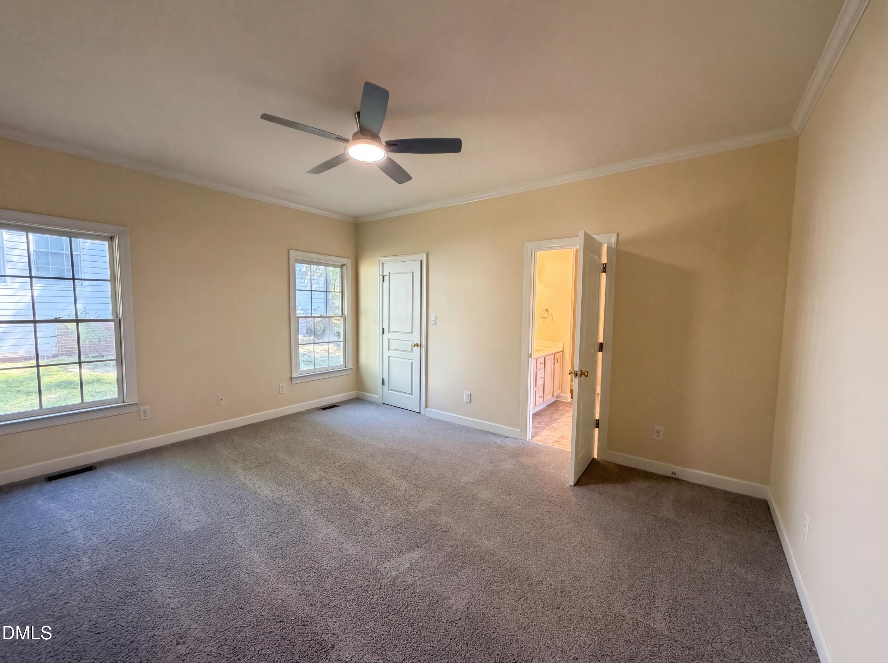6128 Remington Lake Drive Property Photo 4