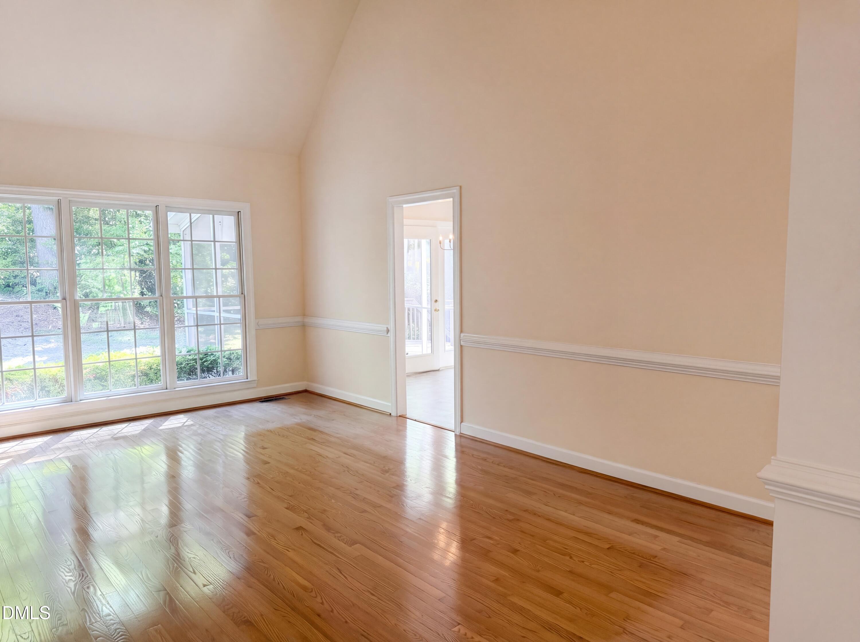6128 Remington Lake Drive Property Photo 9