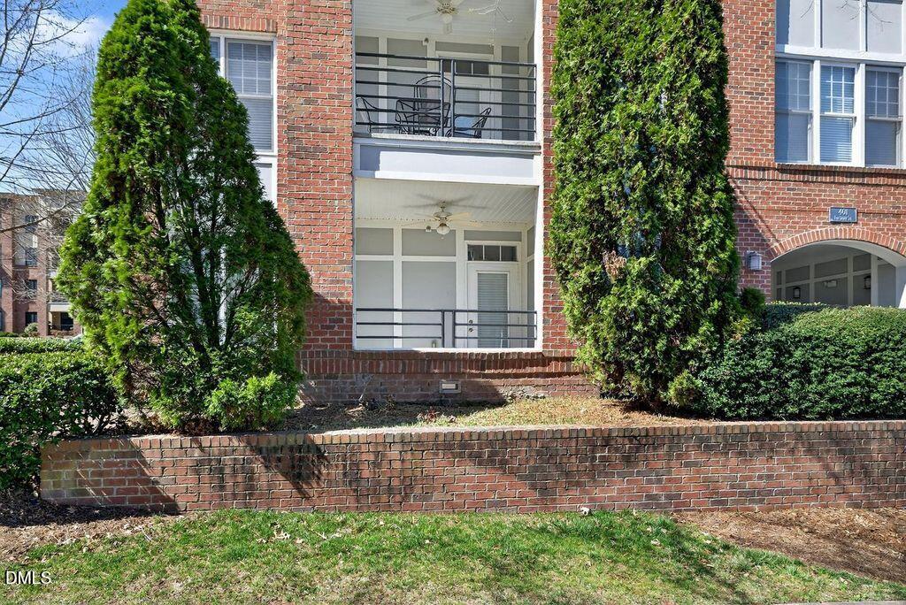 401 Finsbury Street Apt 102 Property Photo 22
