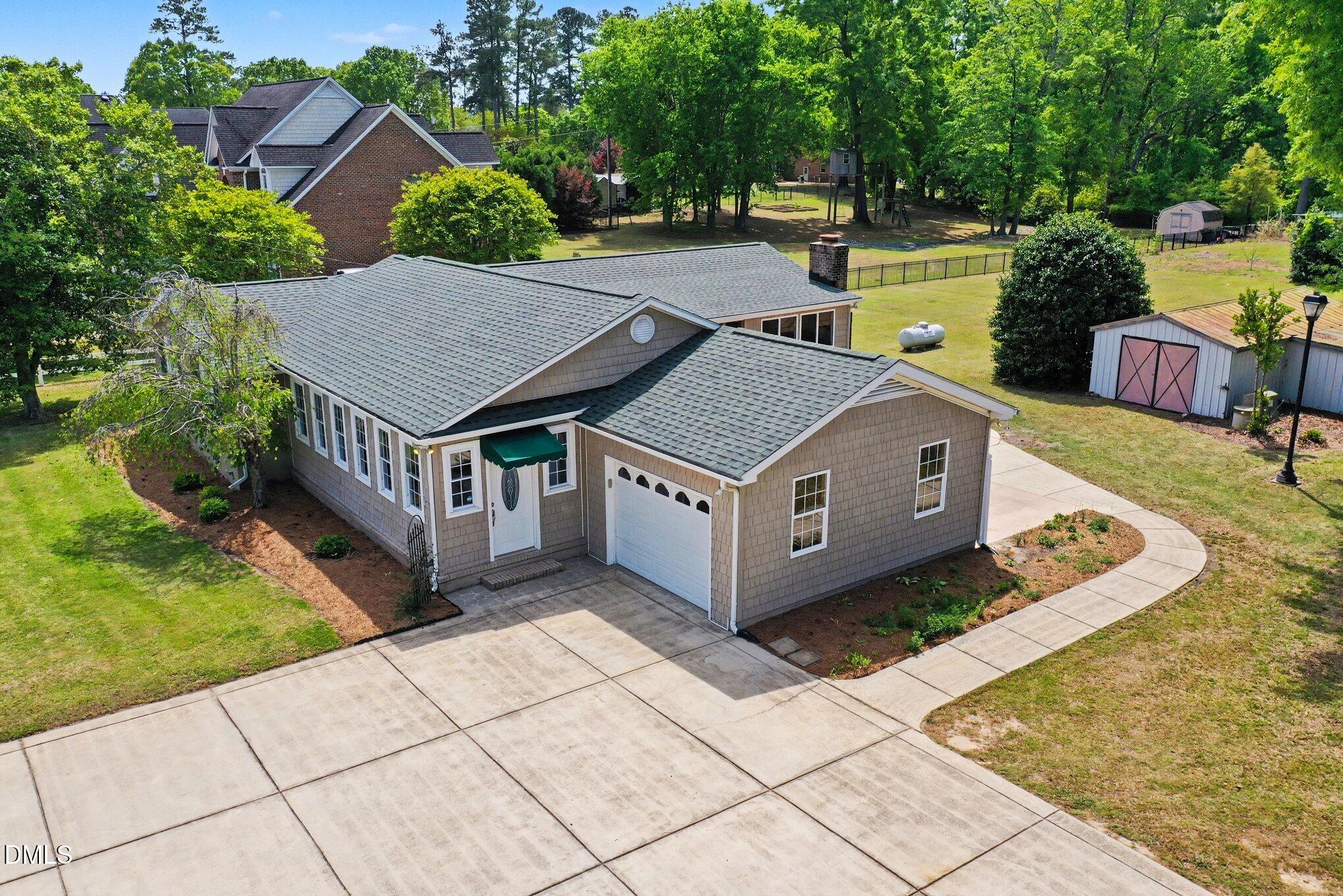 1782 Chicora Road Property Photo 3