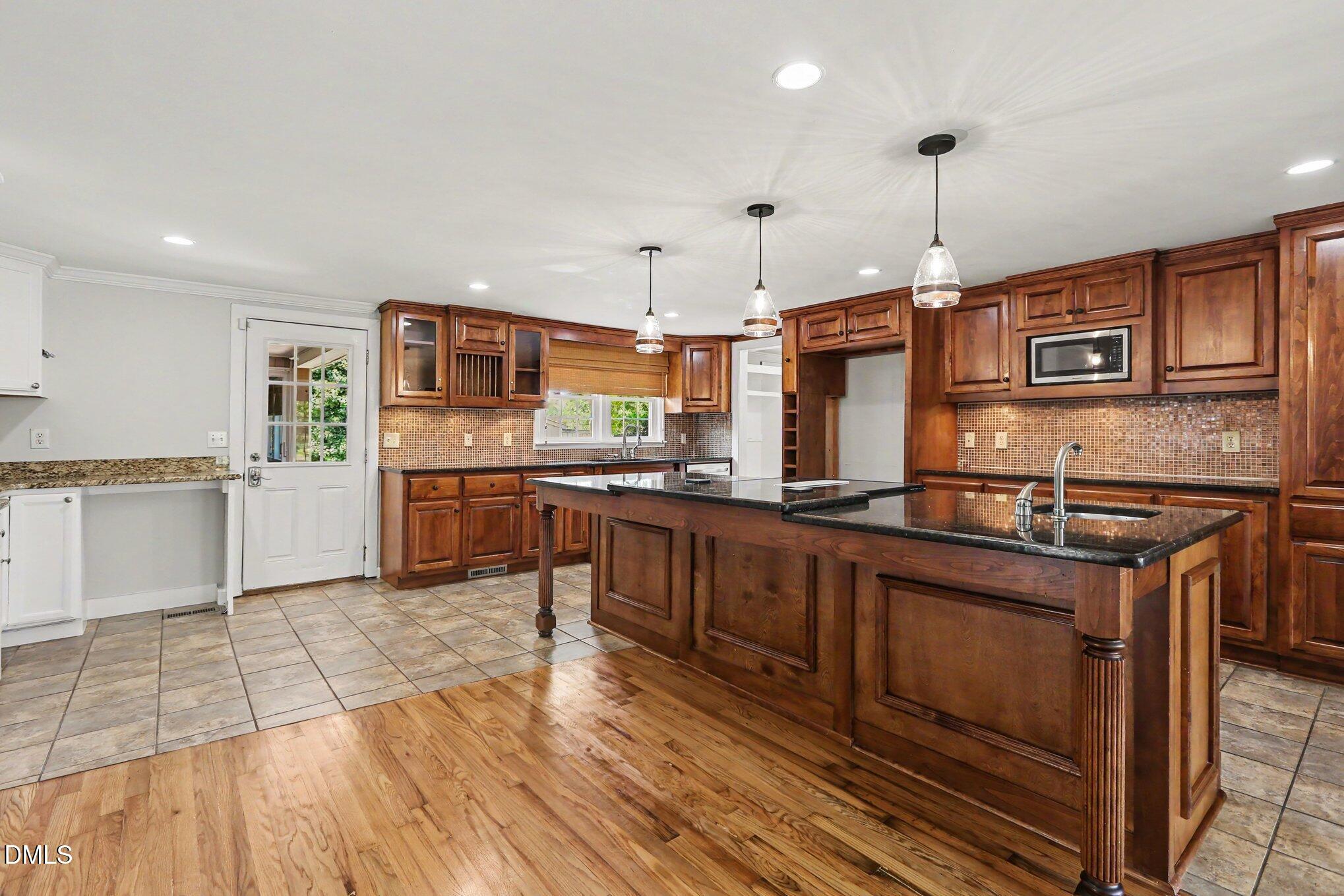 1782 Chicora Road Property Photo 9