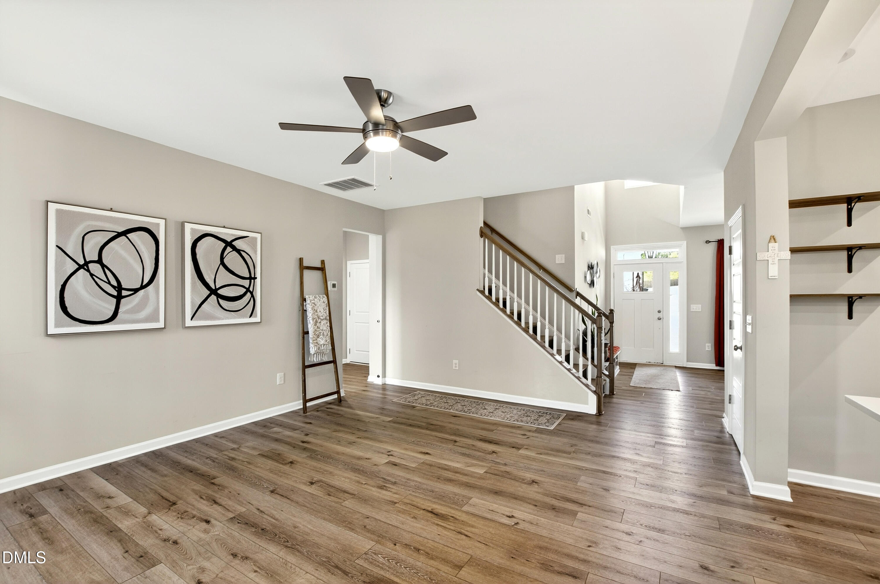 372 Nickleby Way Property Photo 6