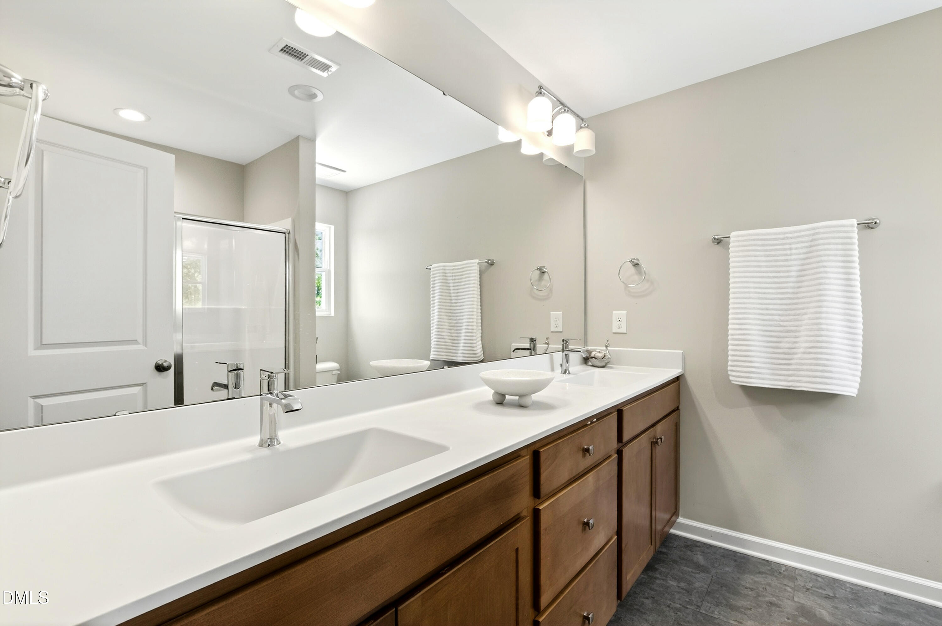 372 Nickleby Way Property Photo 23