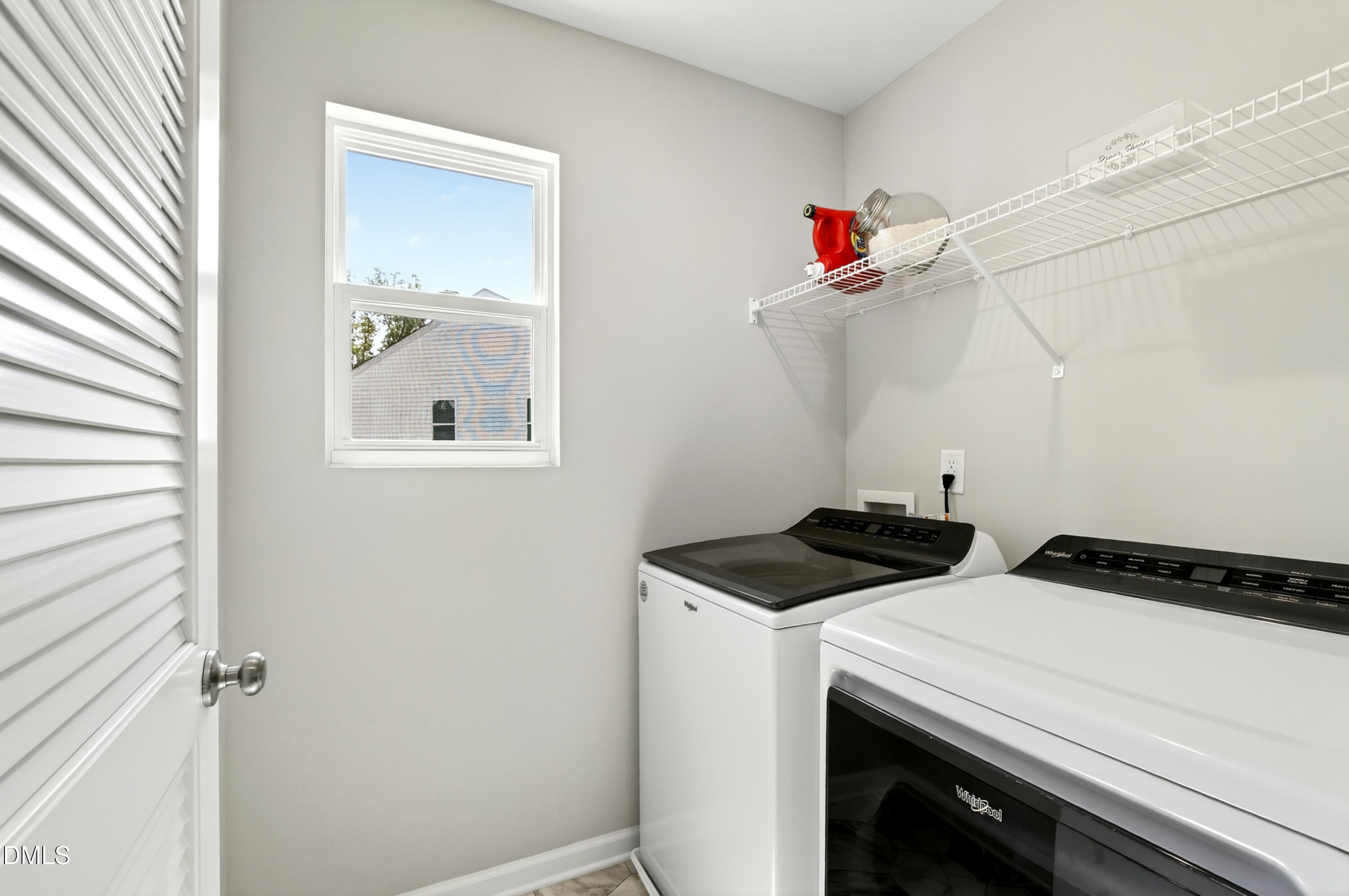 372 Nickleby Way Property Photo 41