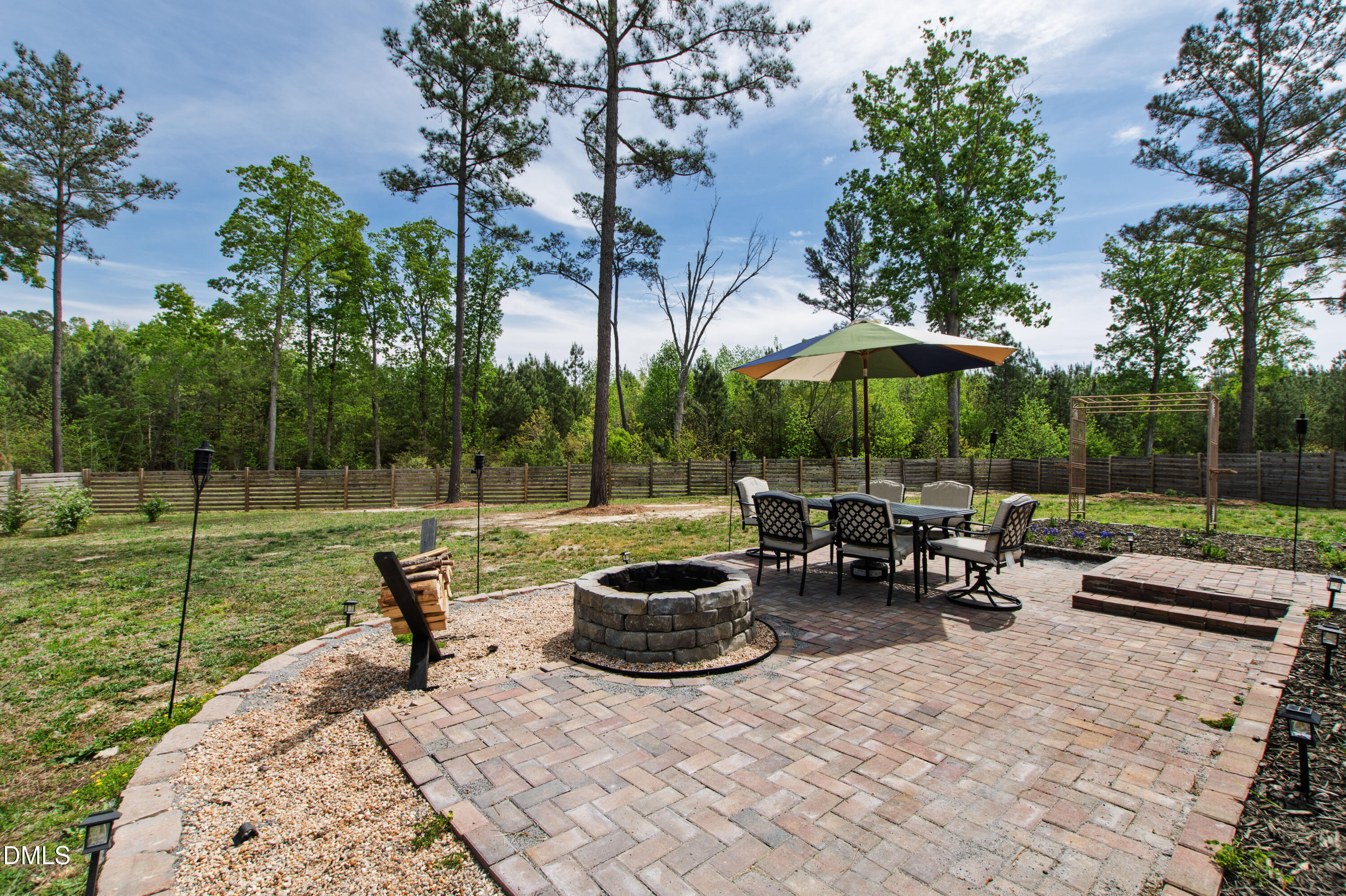372 Nickleby Way Property Photo 46