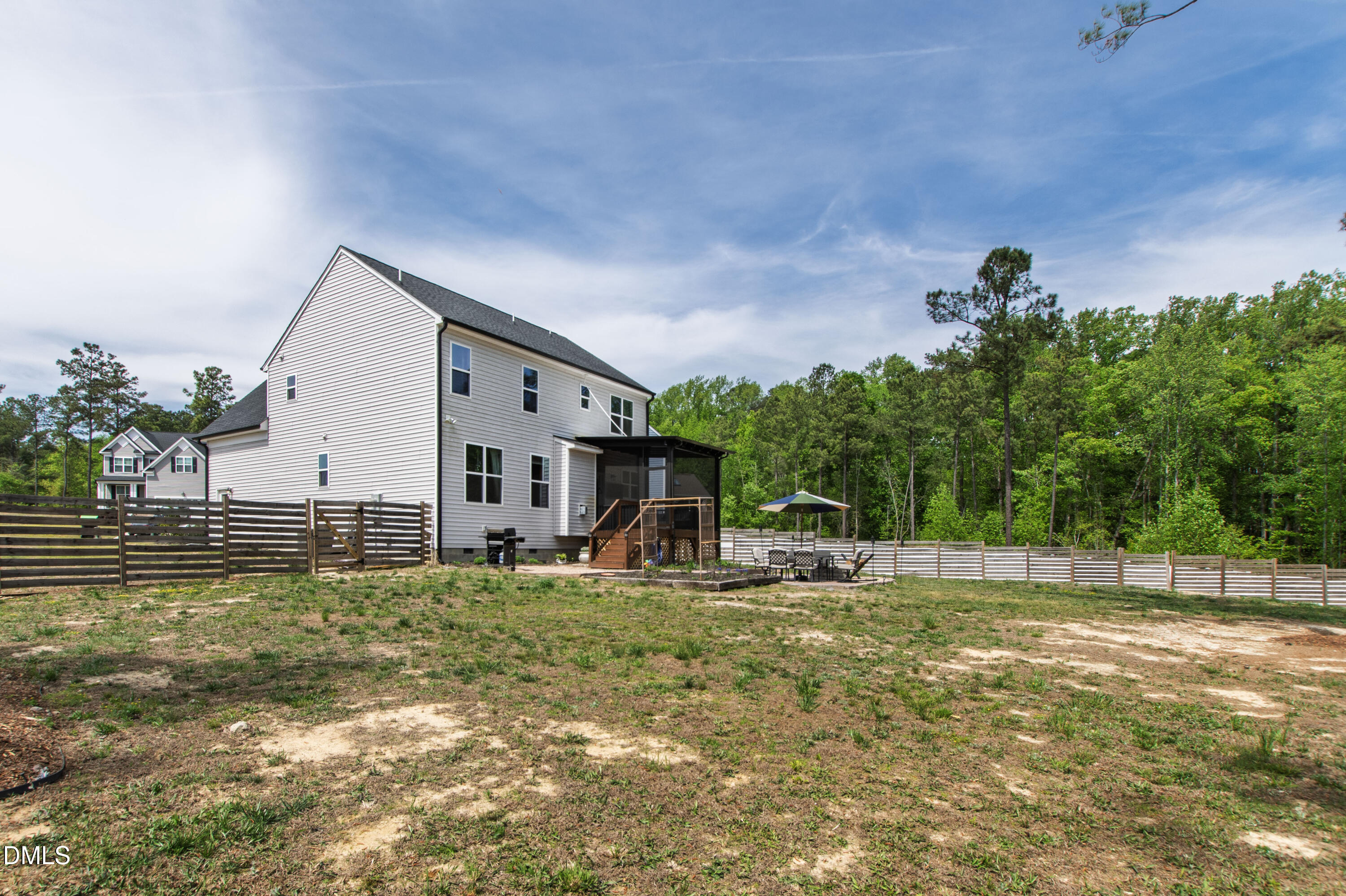 372 Nickleby Way Property Photo 49