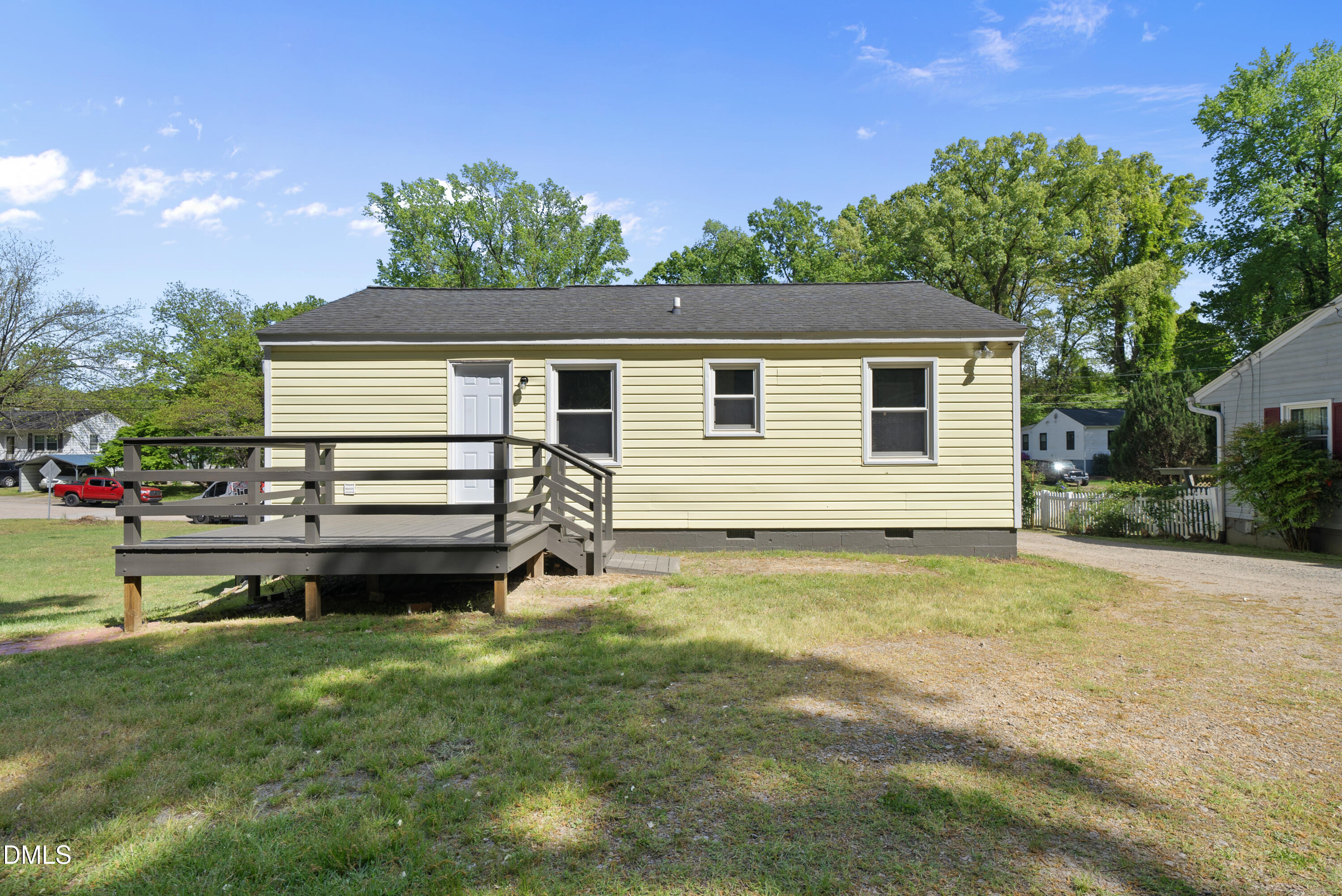 2810 Newbold Street Property Photo 13