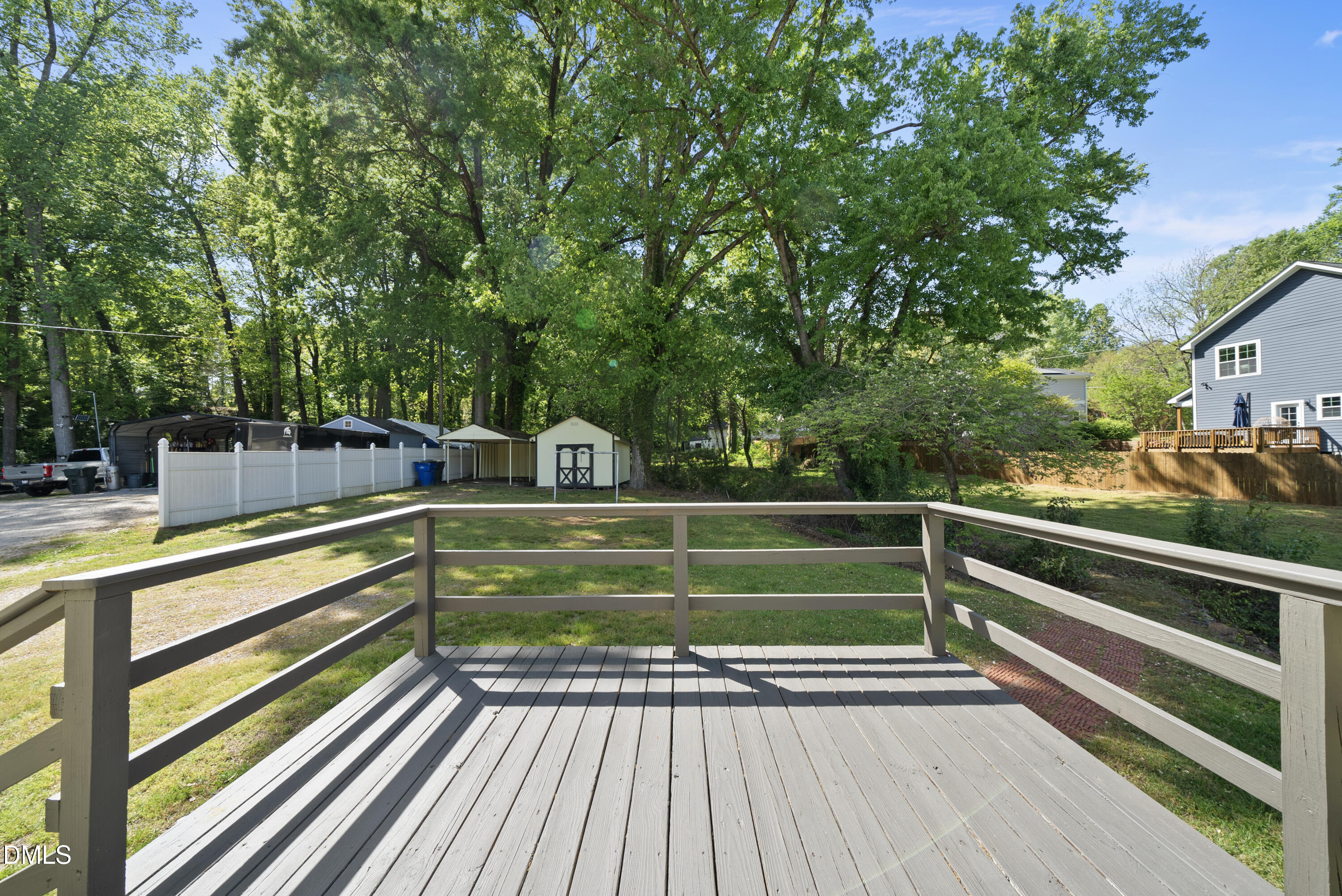 2810 Newbold Street Property Photo 14