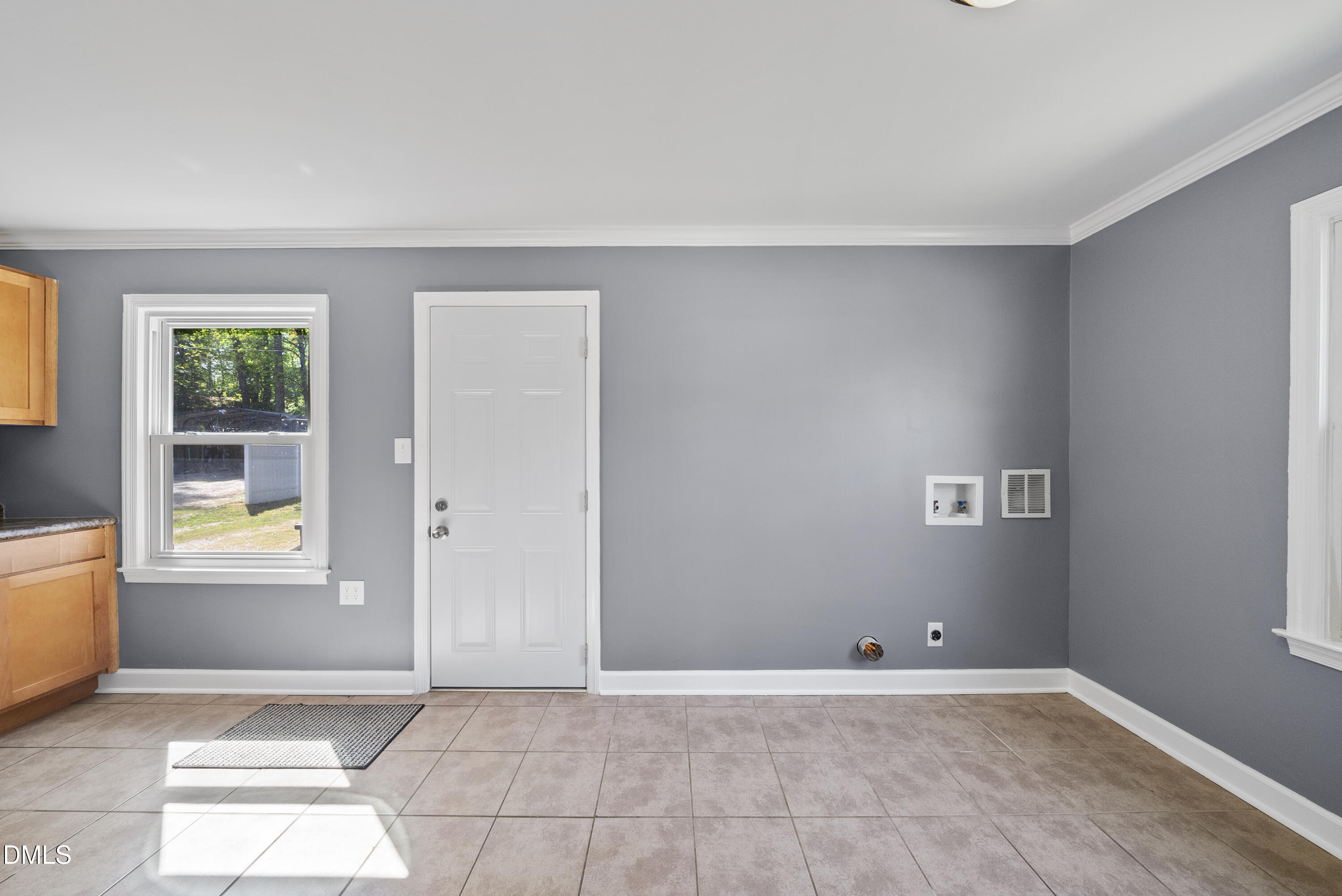 2810 Newbold Street Property Photo 16