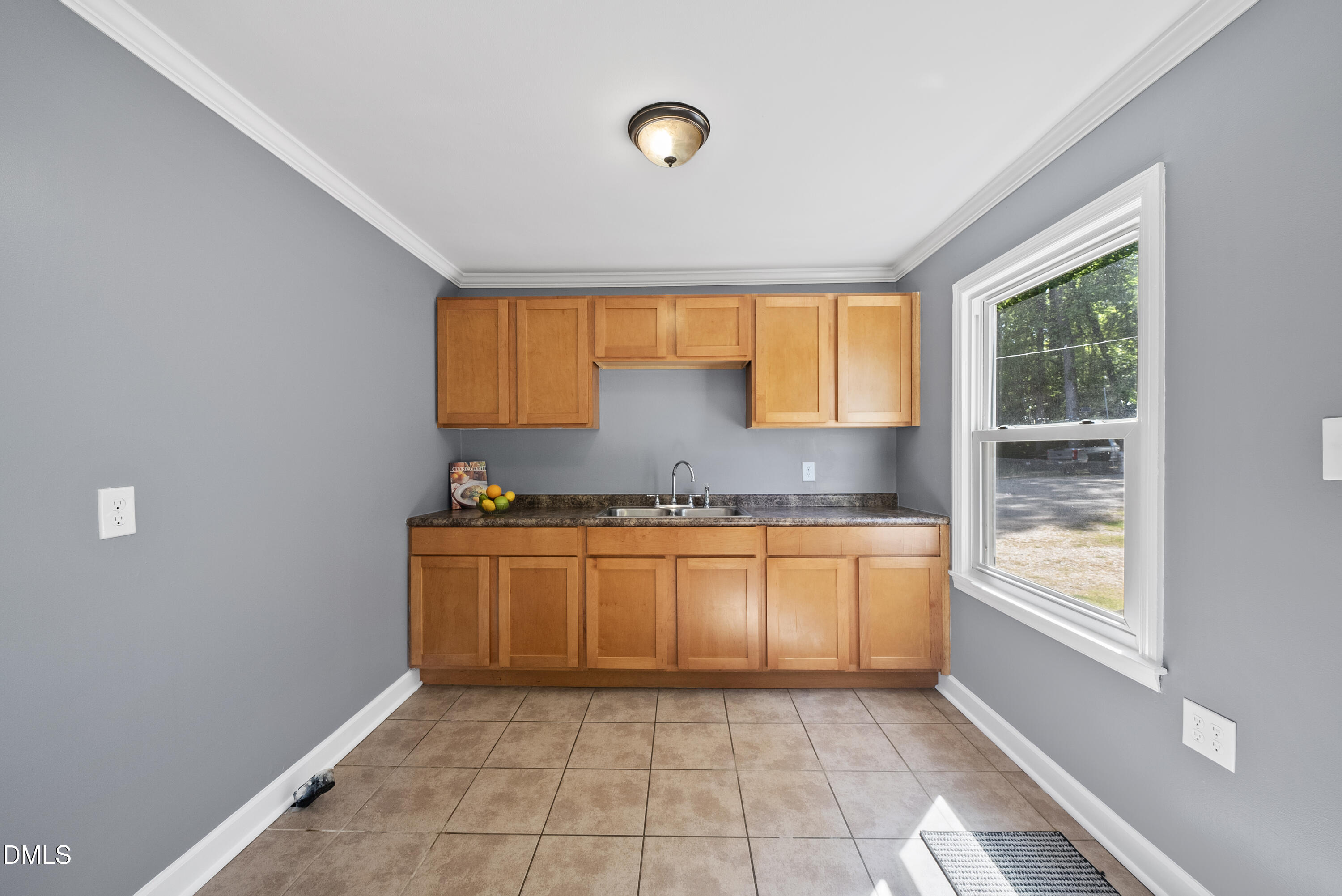 2810 Newbold Street Property Photo 19