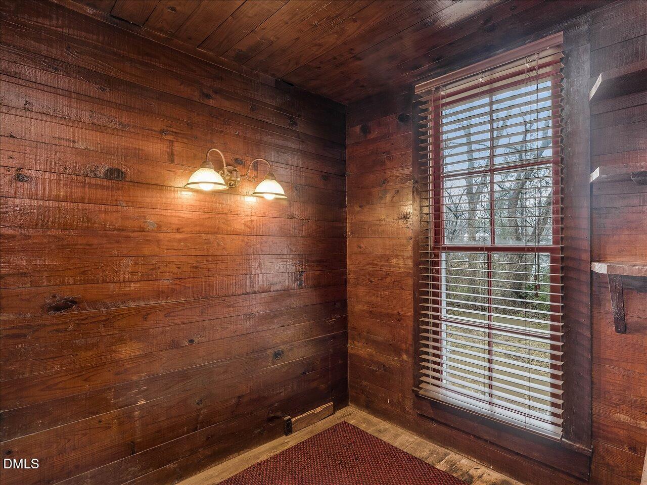 298 E Salisbury Street Property Photo 15