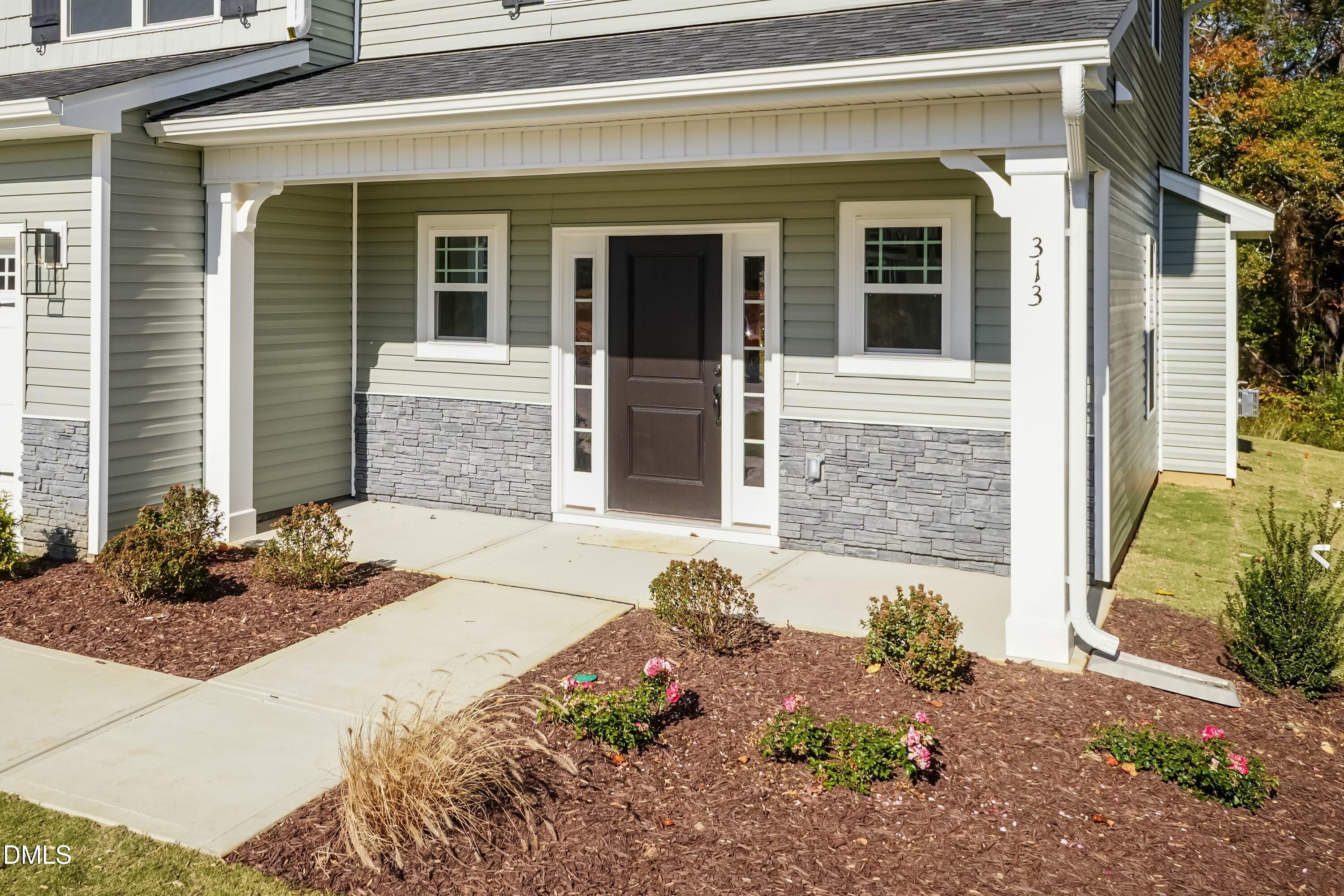 191 New Twin Branch Court Property Photo 2
