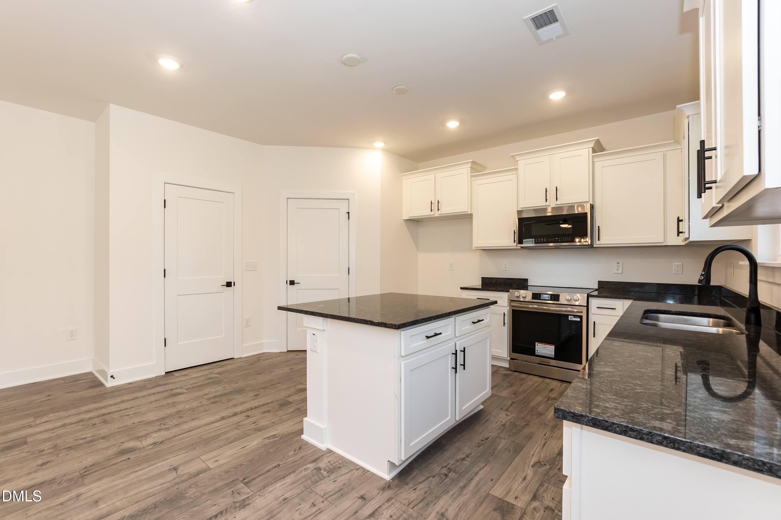 191 New Twin Branch Court Property Photo 12