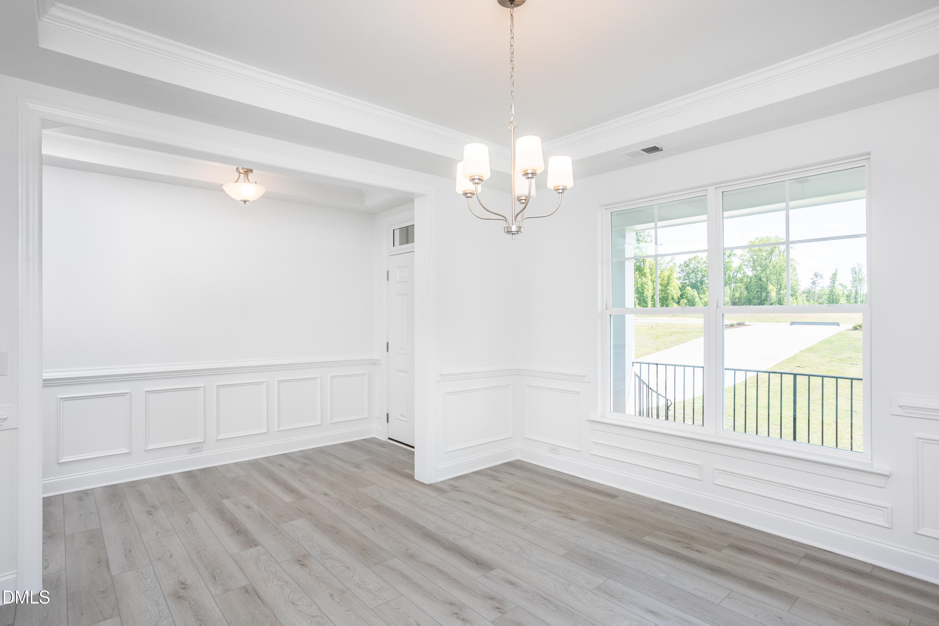 216 Cedar Ridge Trl Property Photo 4