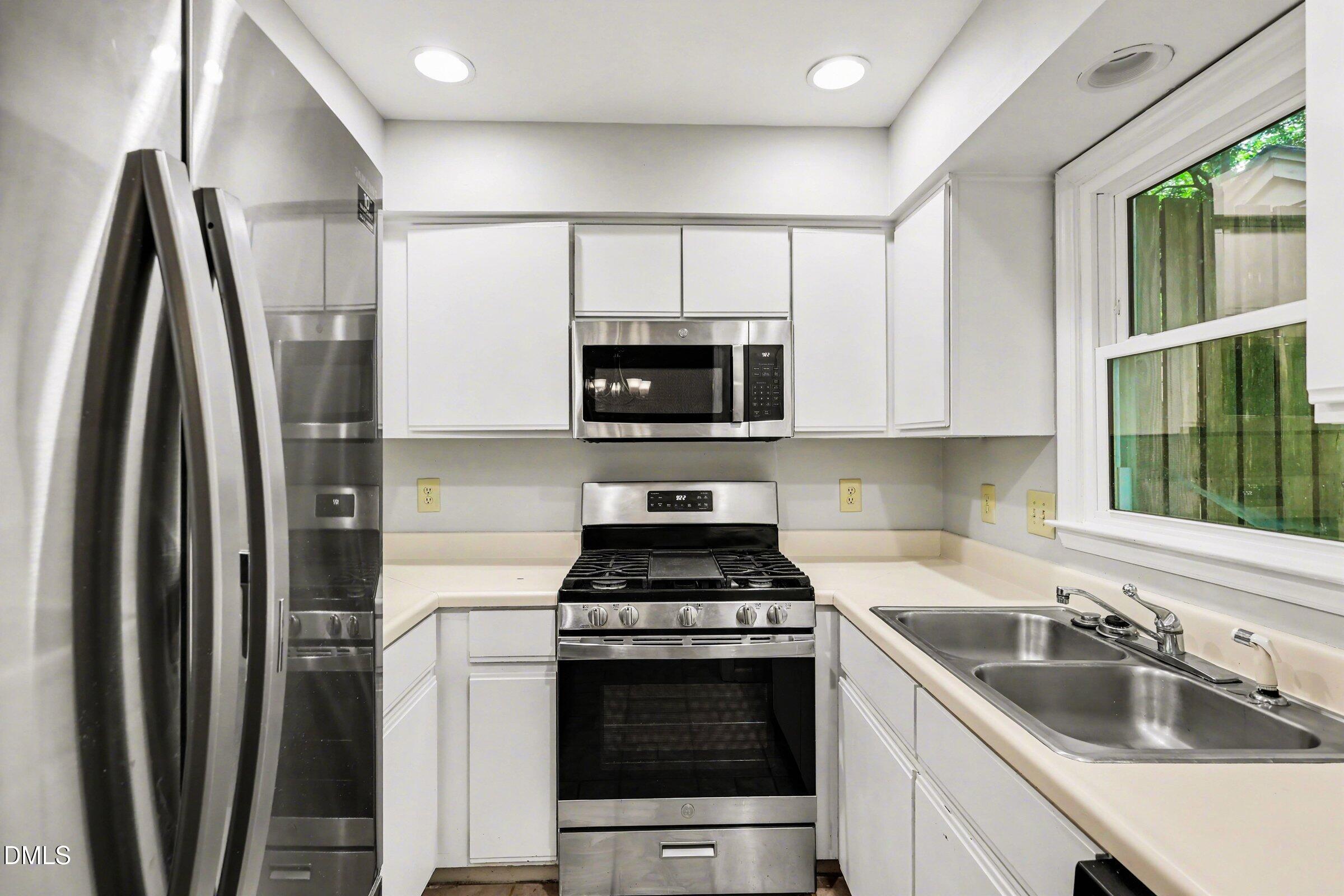 5645 Hamstead Crossing Property Photo 11