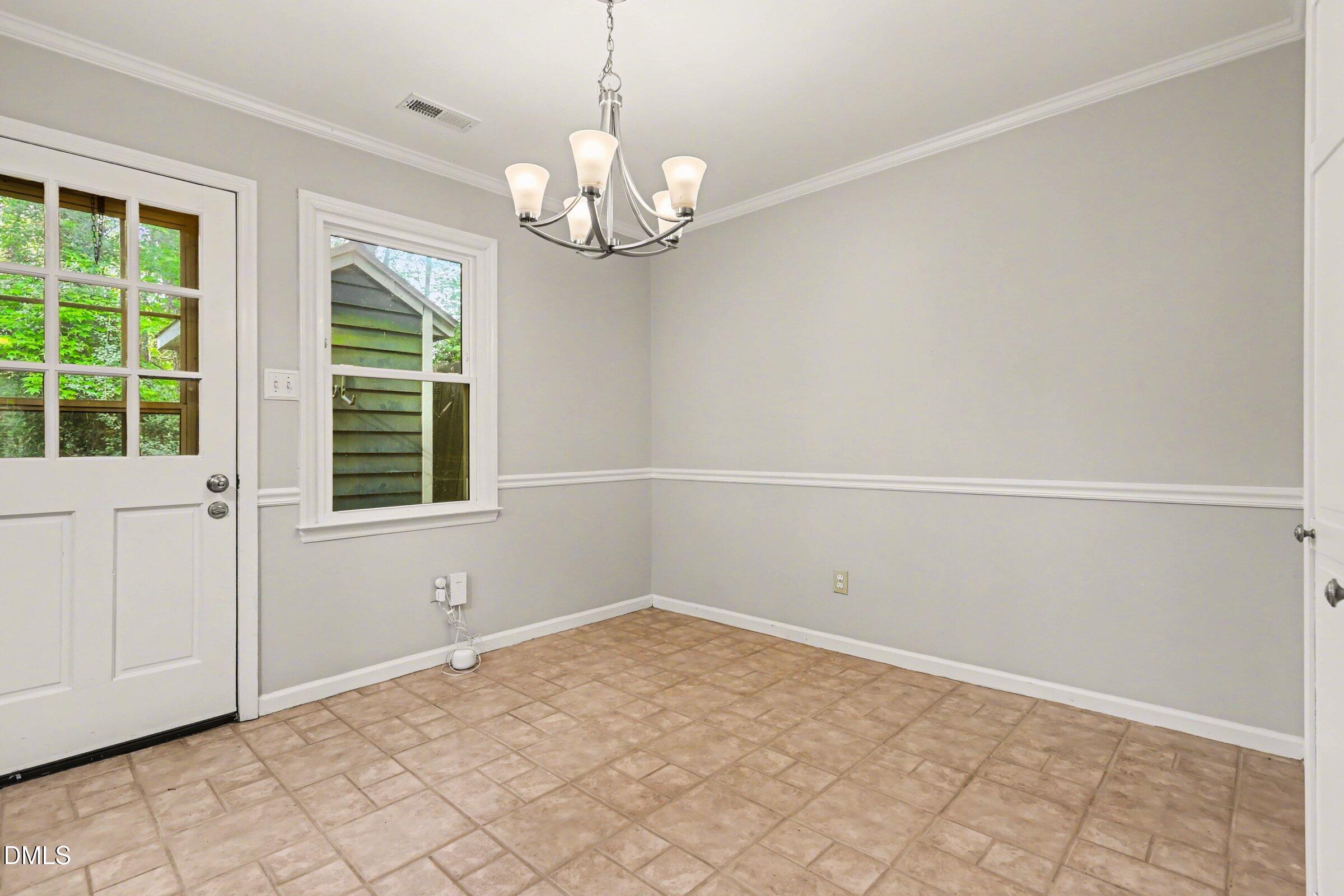 5645 Hamstead Crossing Property Photo 14