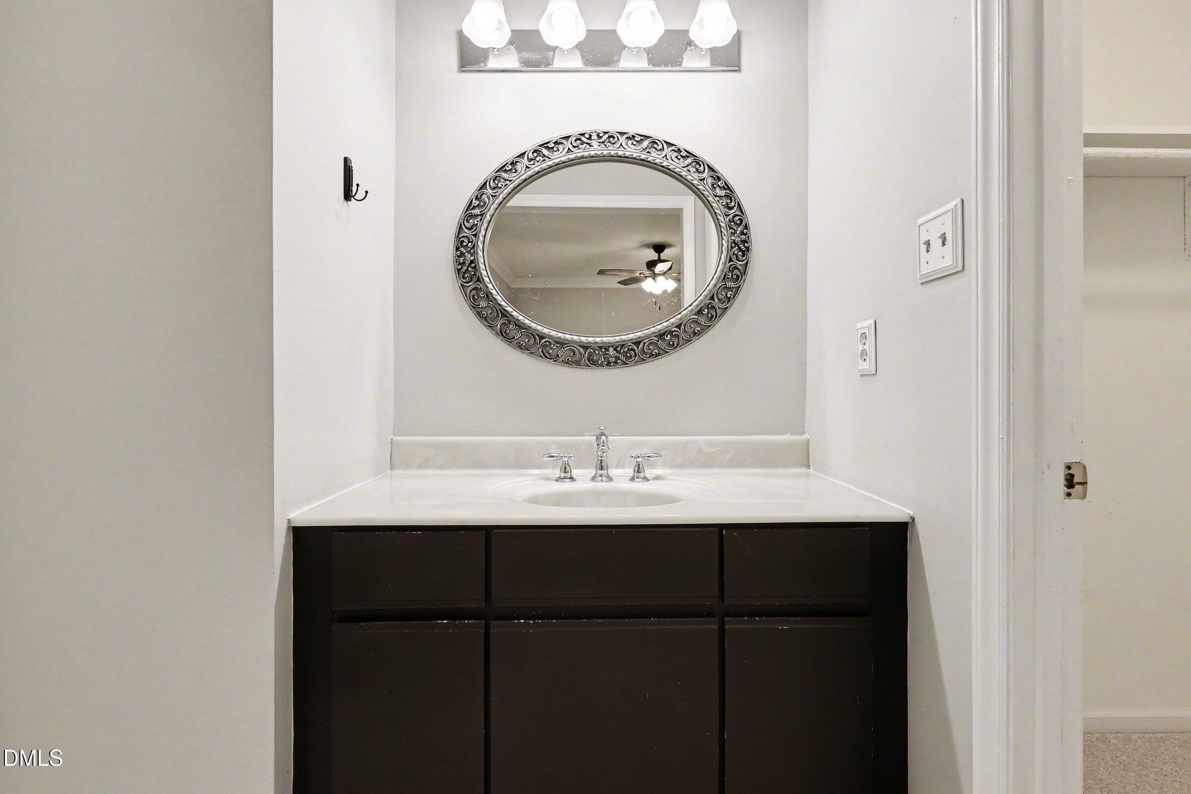 5645 Hamstead Crossing Property Photo 22