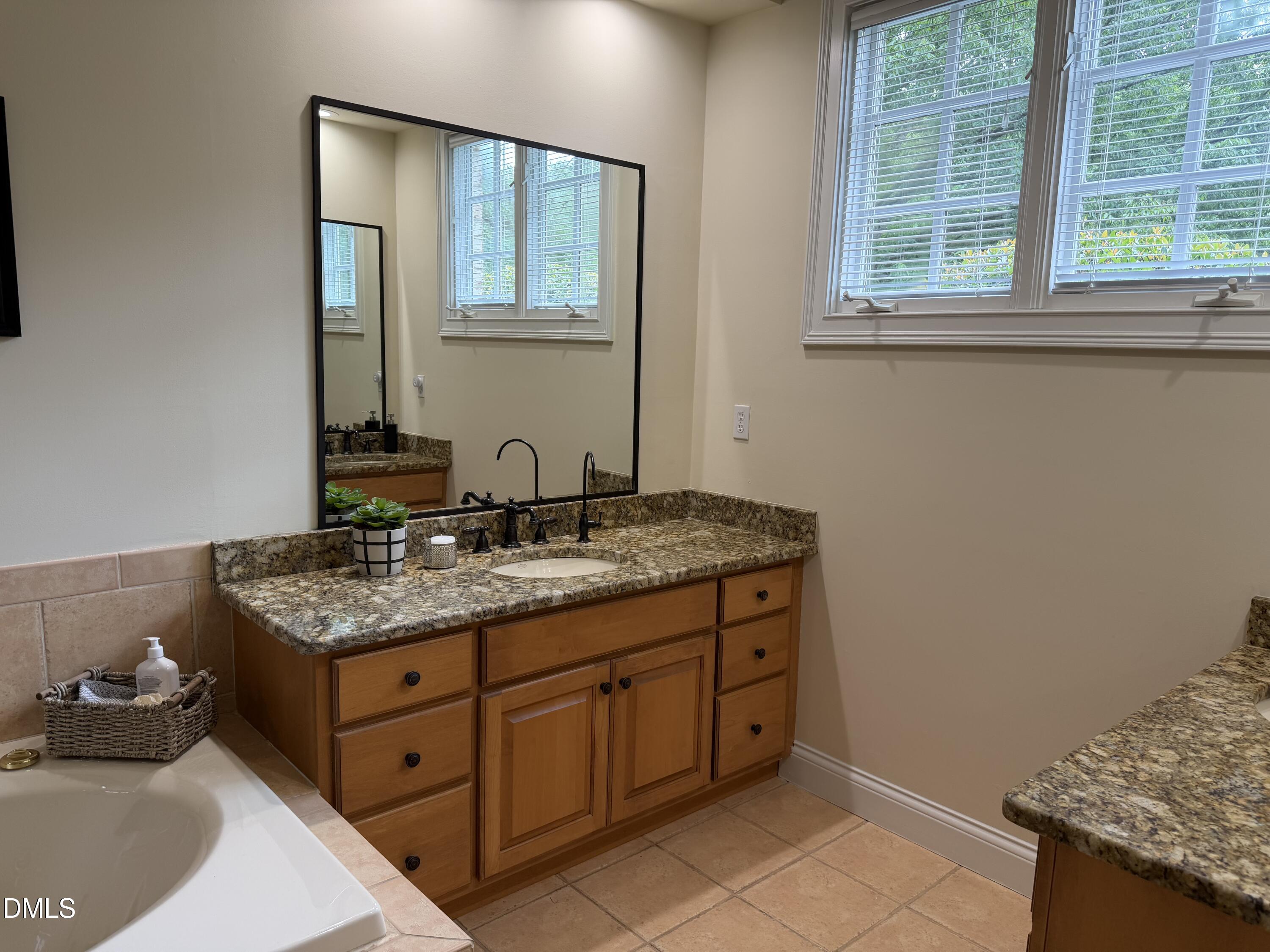 82101 Ehringhaus Property Photo 22