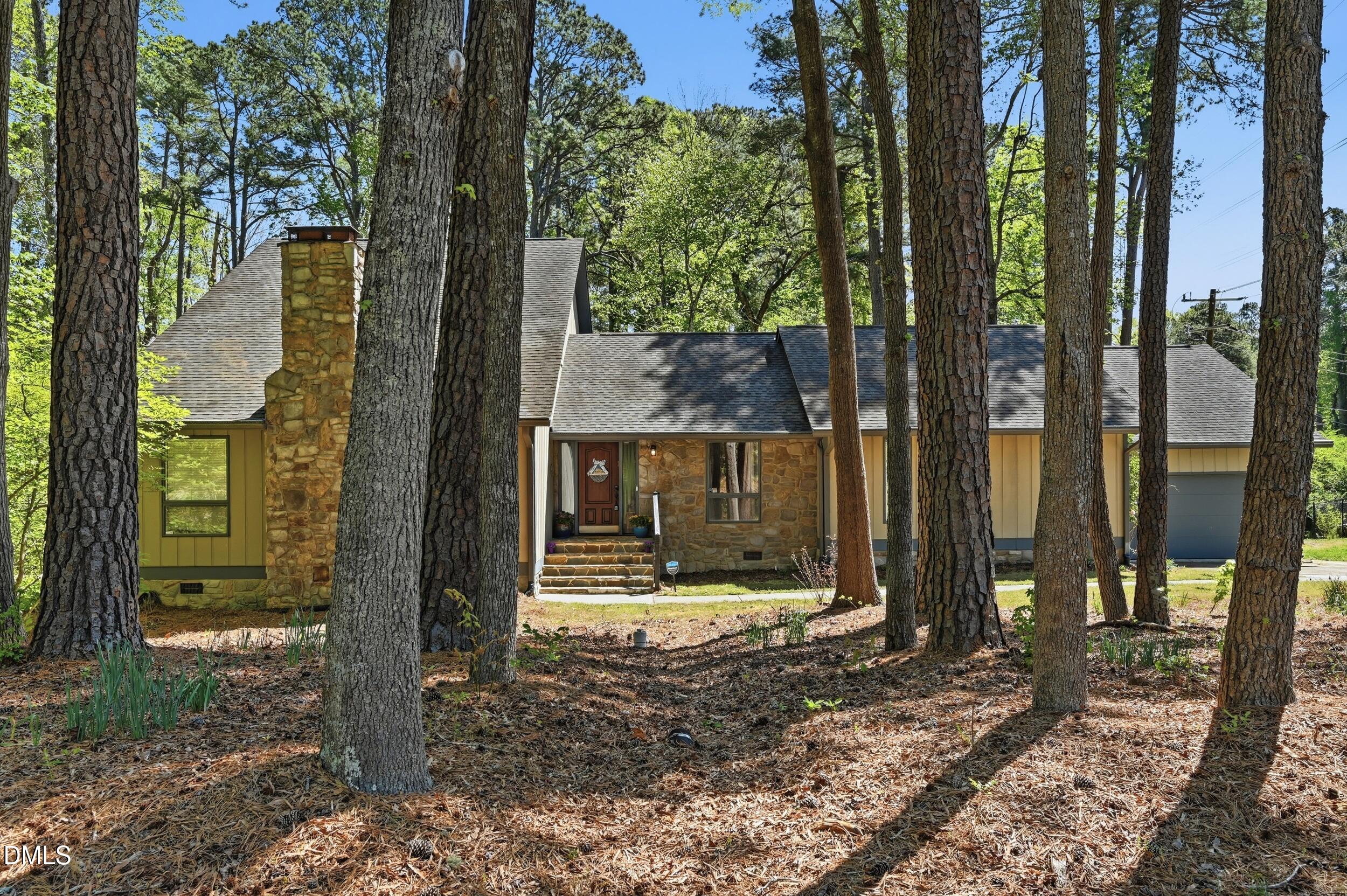 4002 Westfield Drive Property Photo 1