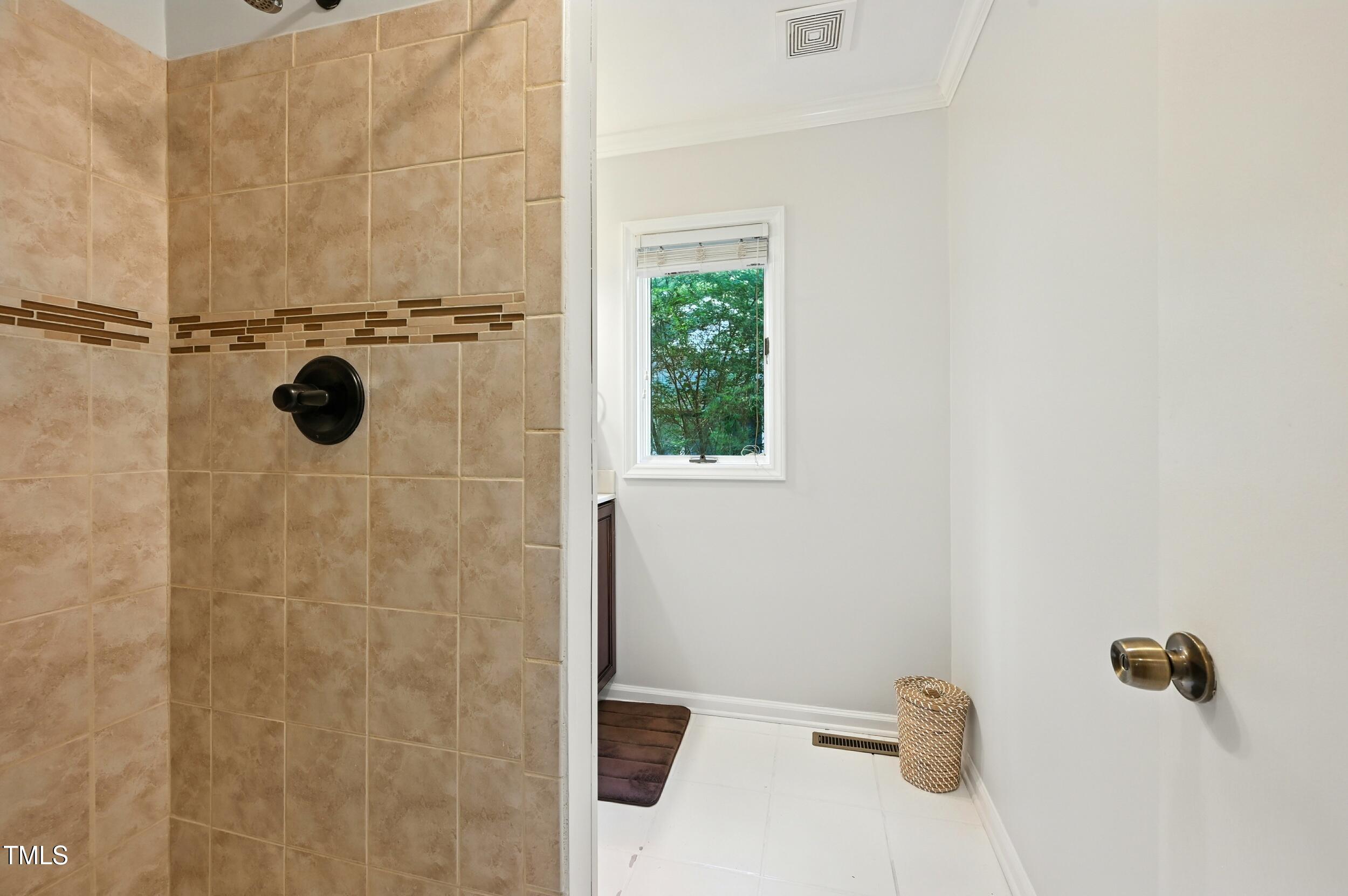 4002 Westfield Drive Property Photo 18