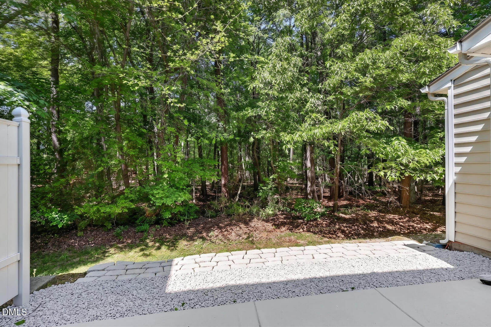 203 Sir William Lane Property Photo 4