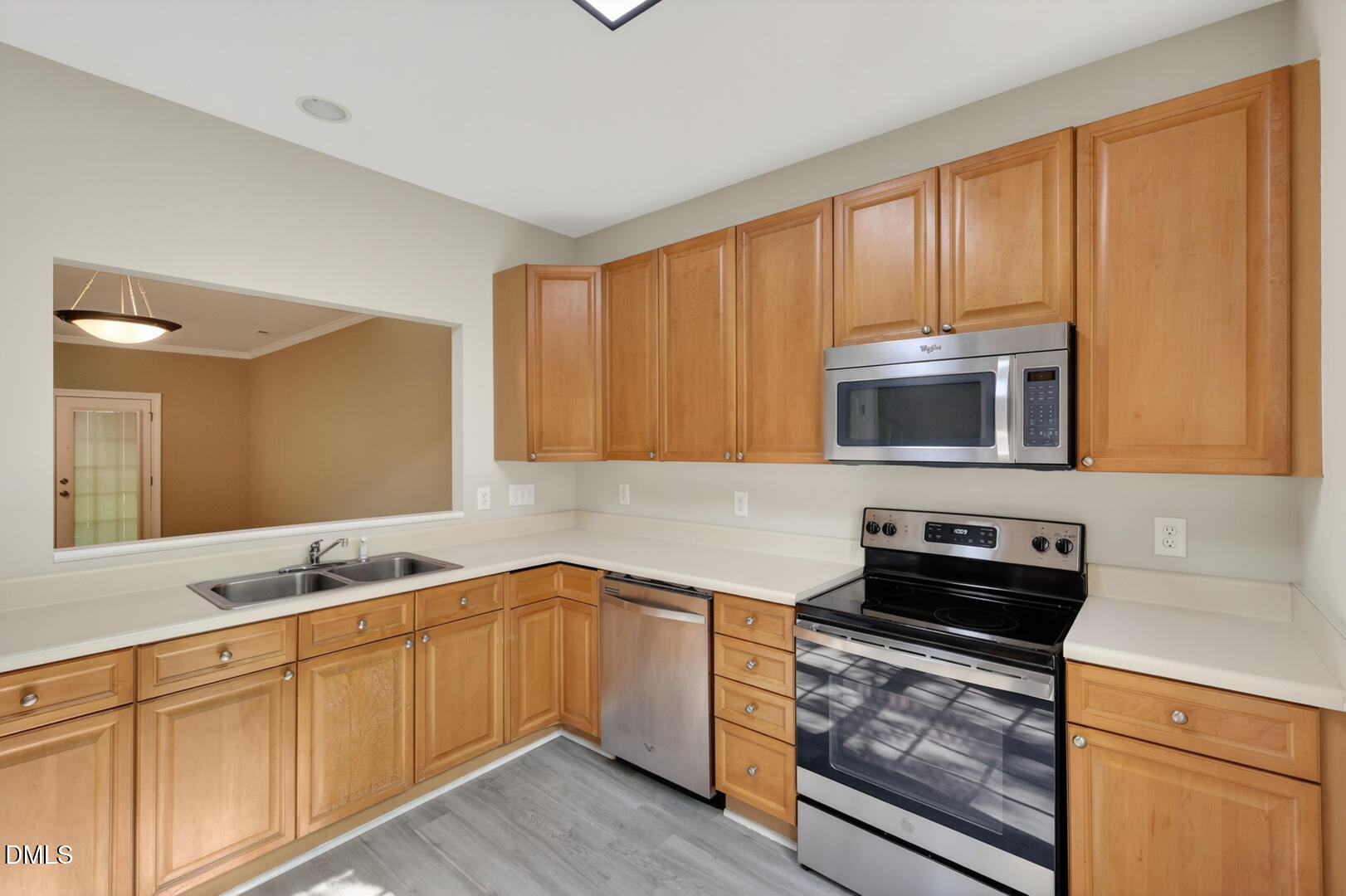 203 Sir William Lane Property Photo 11