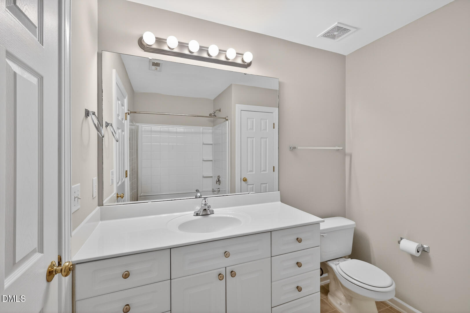 203 Sir William Lane Property Photo 23