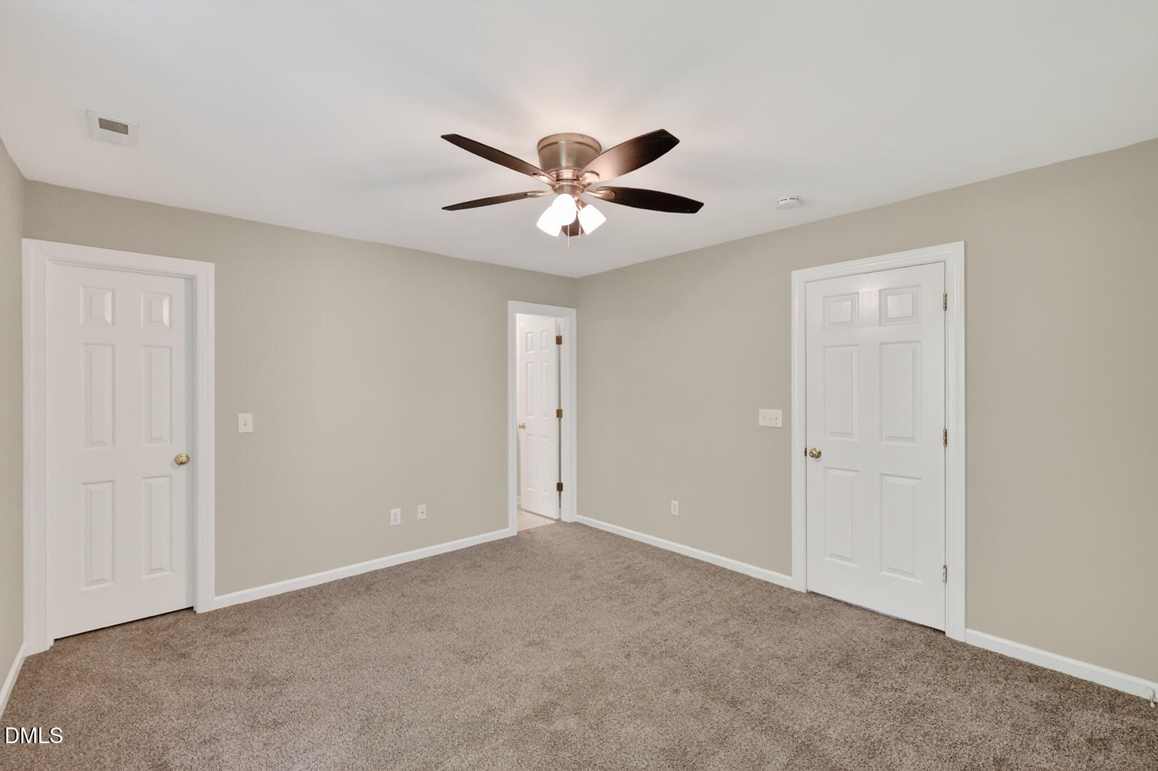203 Sir William Lane Property Photo 28