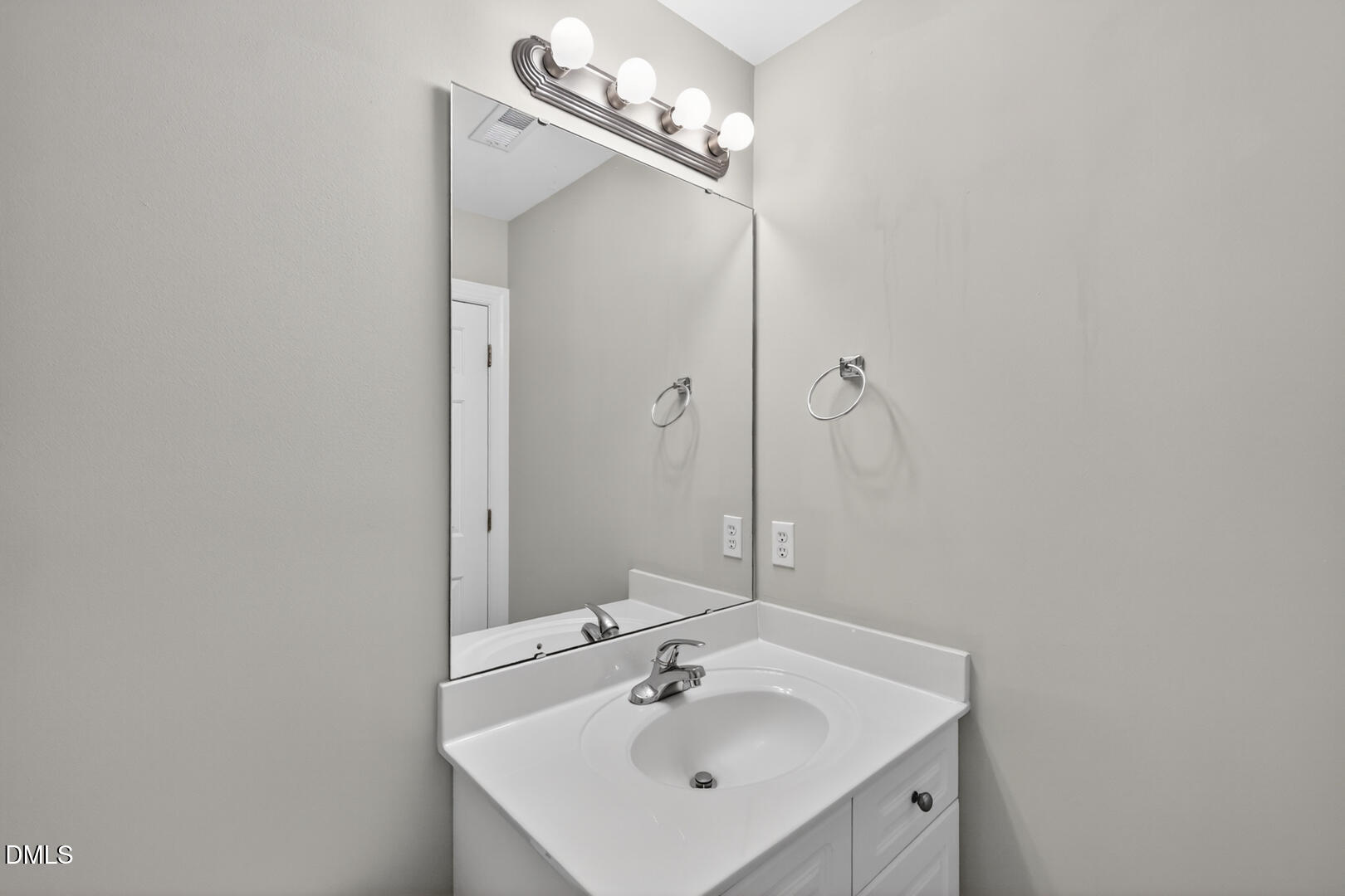 203 Sir William Lane Property Photo 30