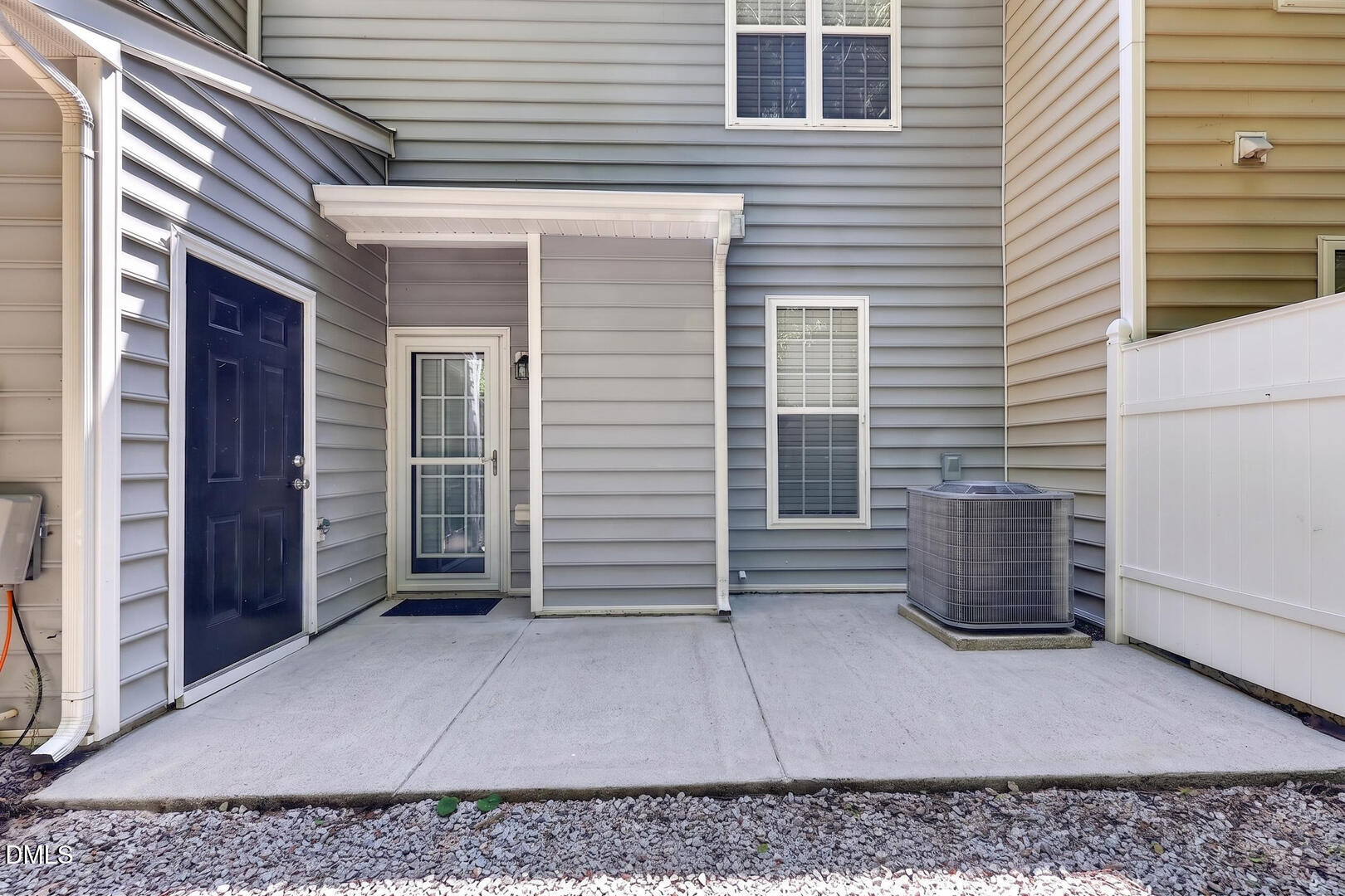 203 Sir William Lane Property Photo 35