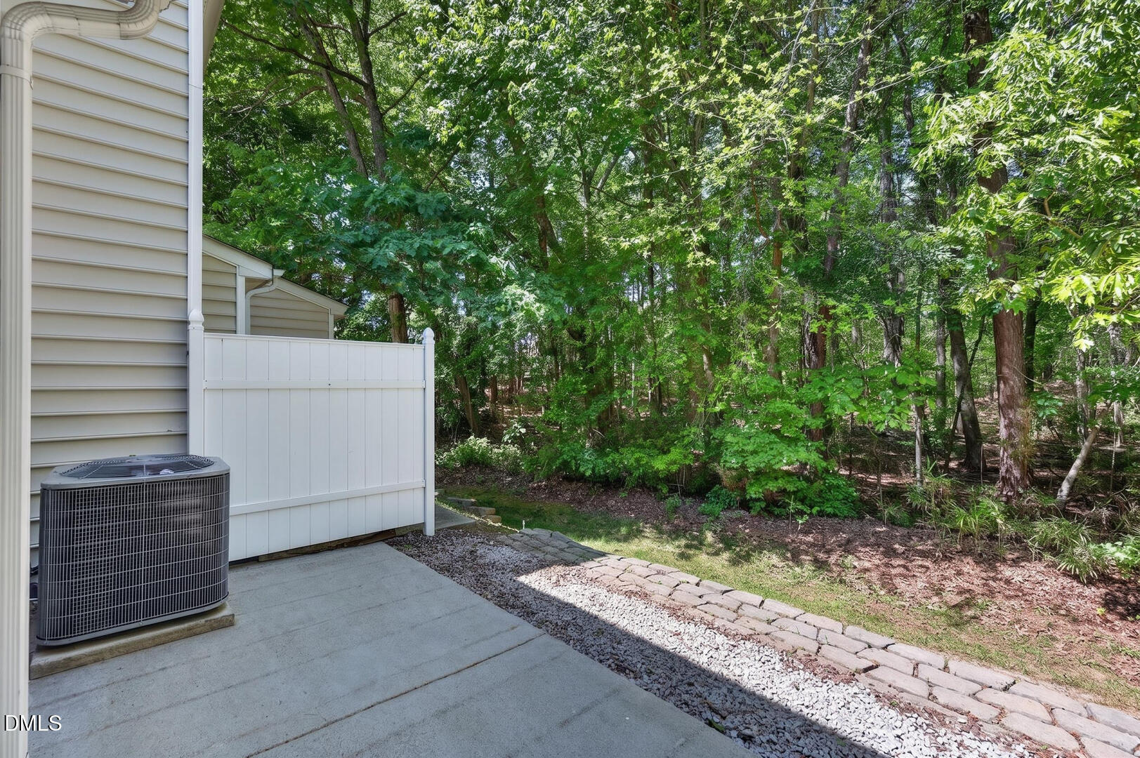 203 Sir William Lane Property Photo 36