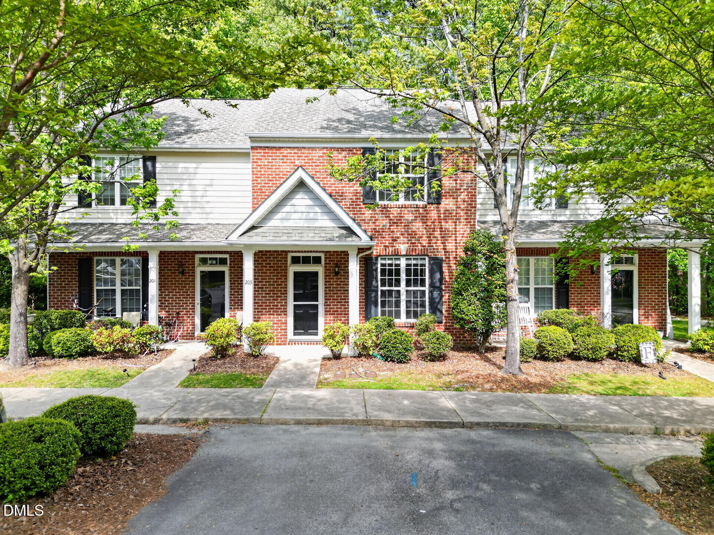 203 Sir William Lane Property Photo 41