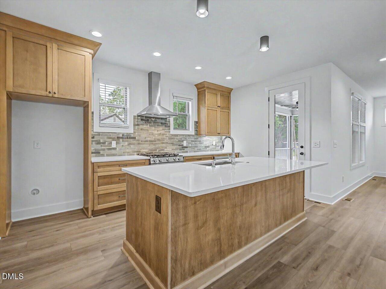 2308 Broad Street Property Photo 9
