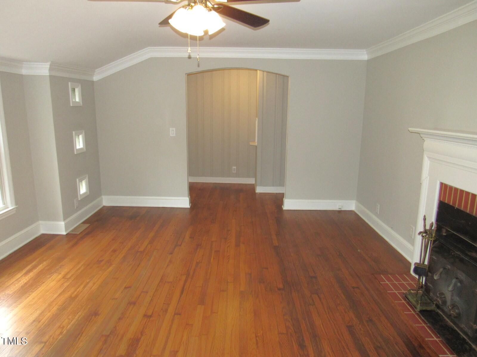 1610 W B Street Property Photo 7