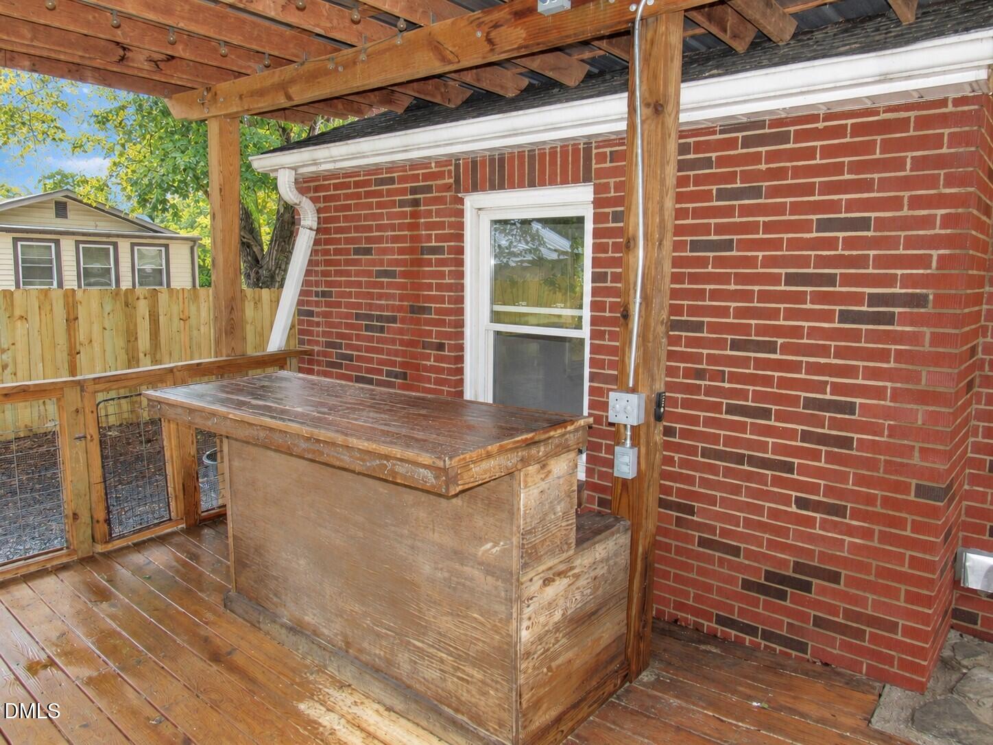 1610 W B Street Property Photo 31
