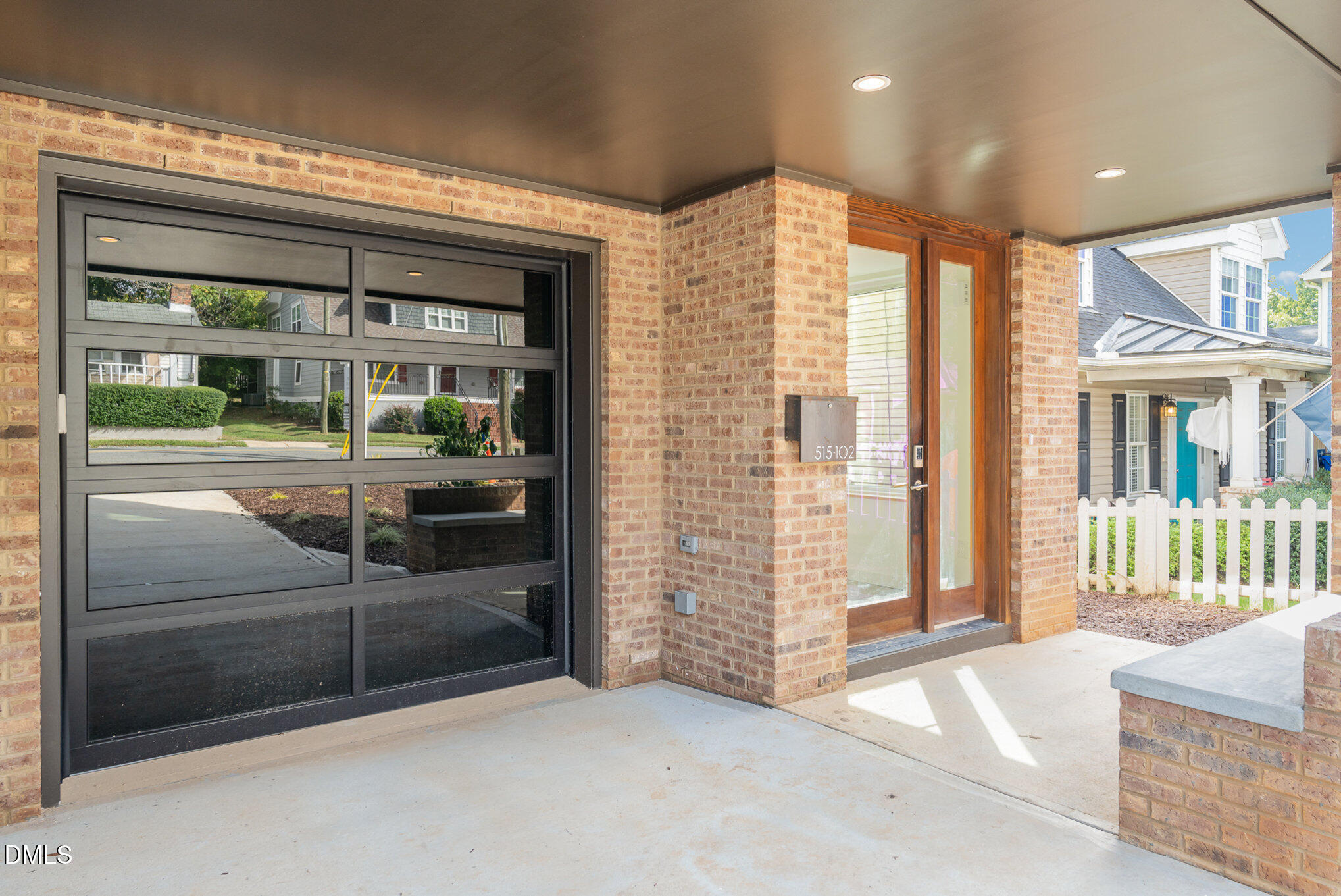 515 W Lenoir Street 102 Property Photo 31