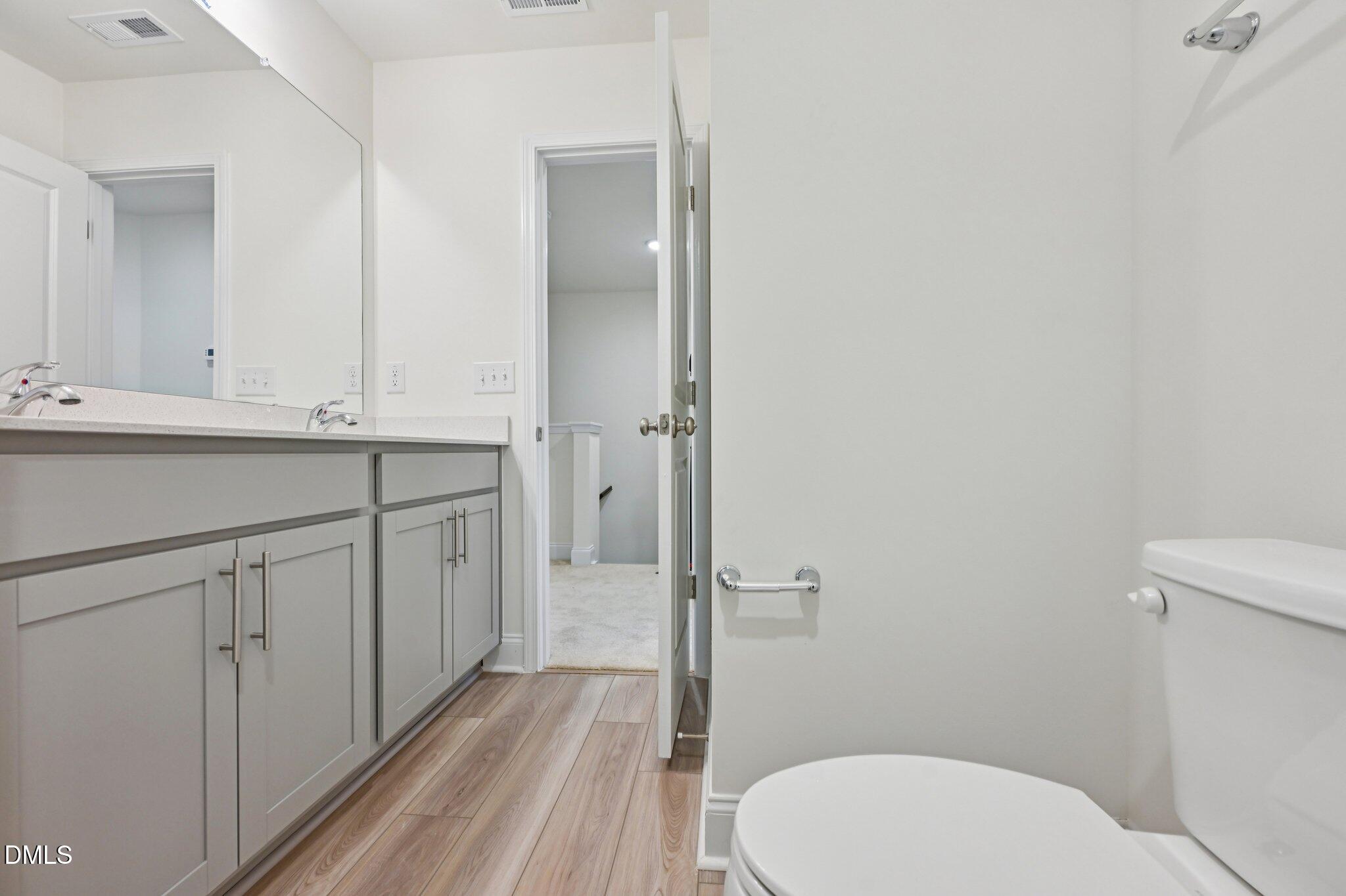 657 Sefton Park Drive Property Photo 22