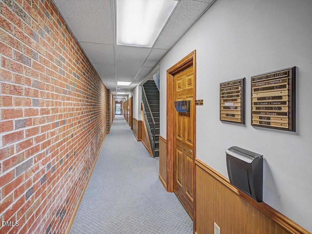 72 Hillsboro Street Property Photo 4
