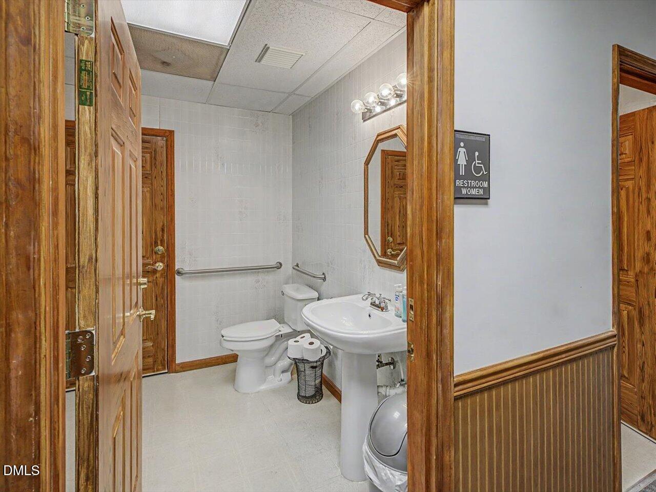72 Hillsboro Street Property Photo 13