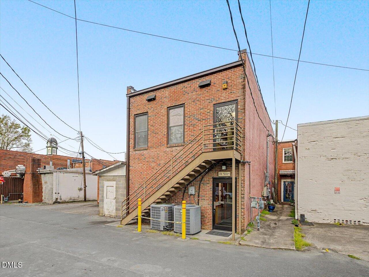 72 Hillsboro Street Property Photo 17