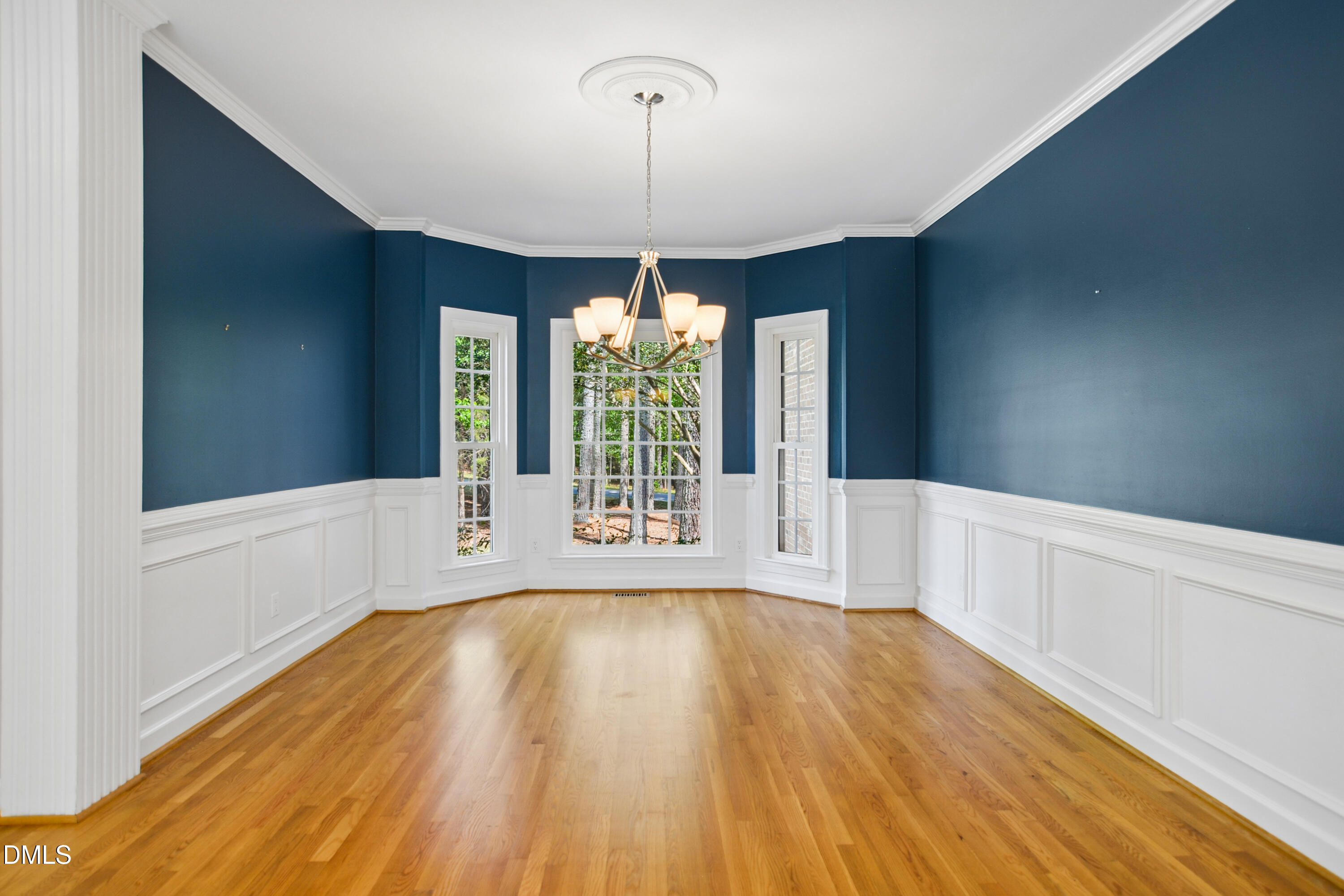 4605 Bartwood Drive Property Photo 6