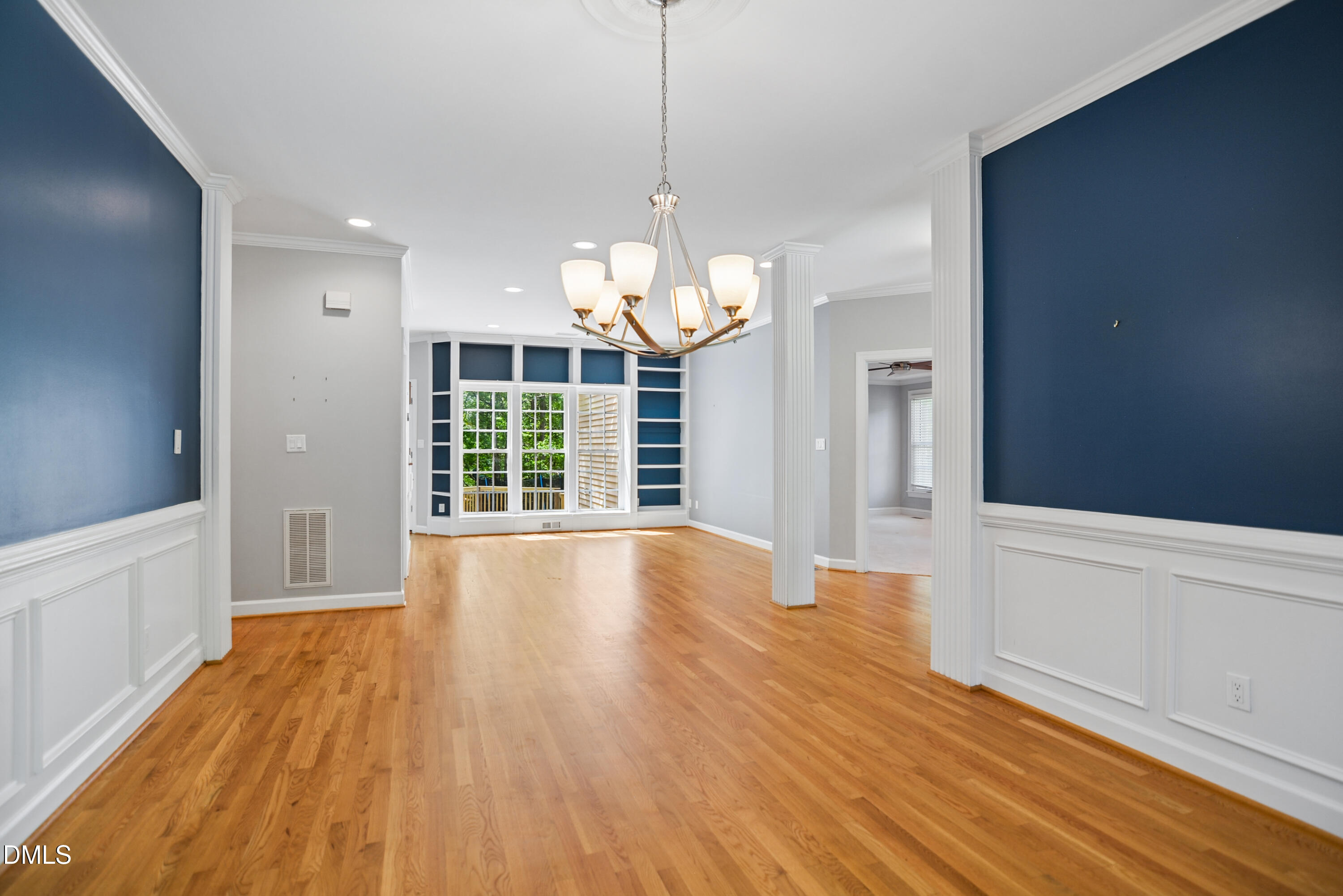 4605 Bartwood Drive Property Photo 8