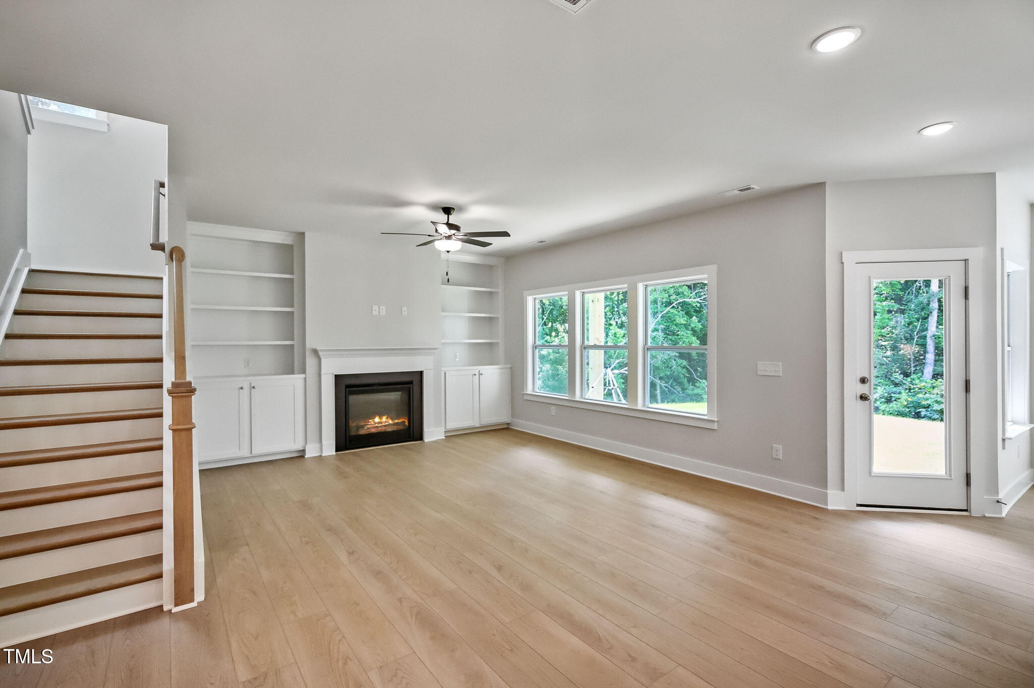 289 Sweetfern Lane Property Photo 4