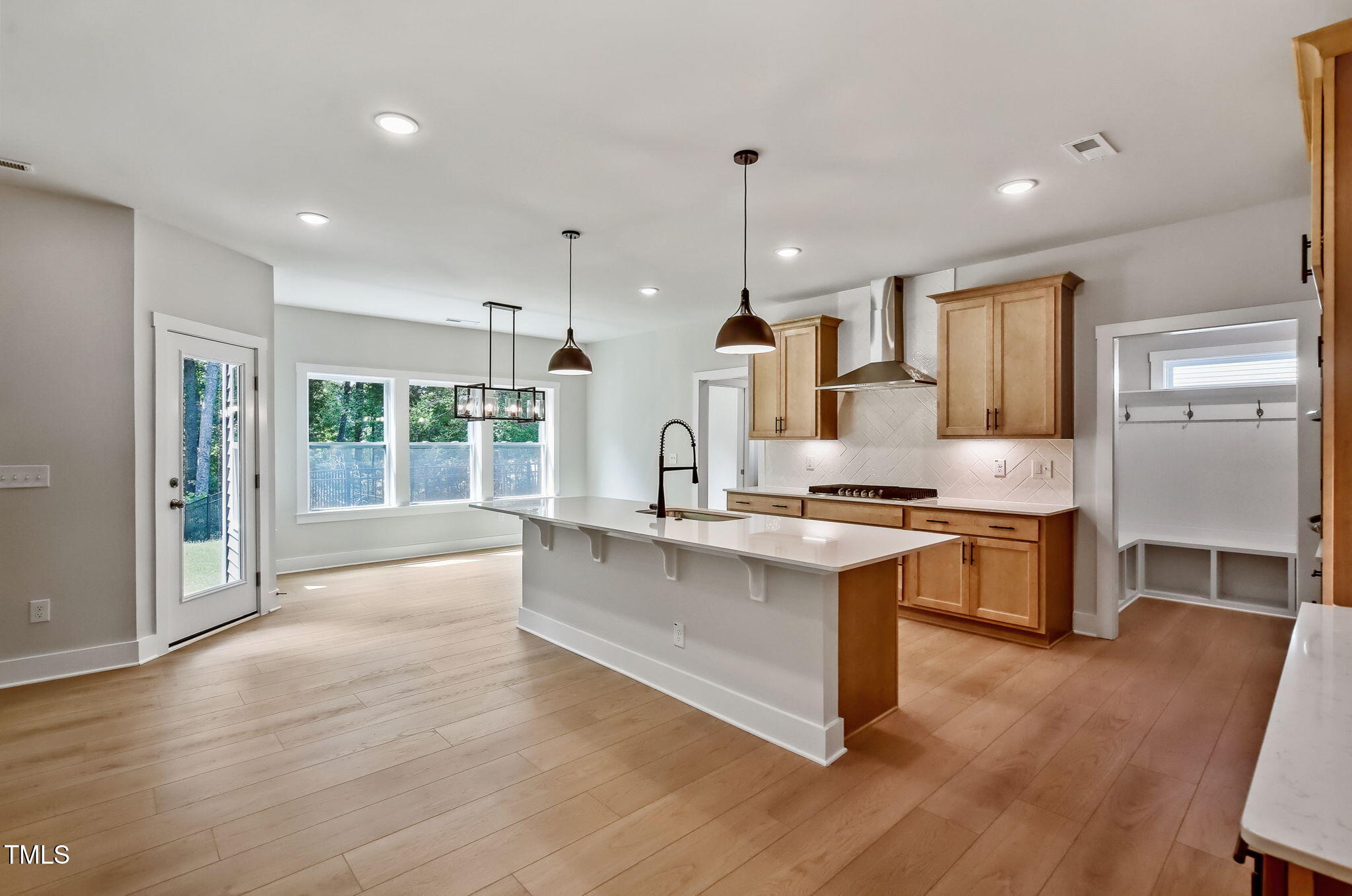 289 Sweetfern Lane Property Photo 6