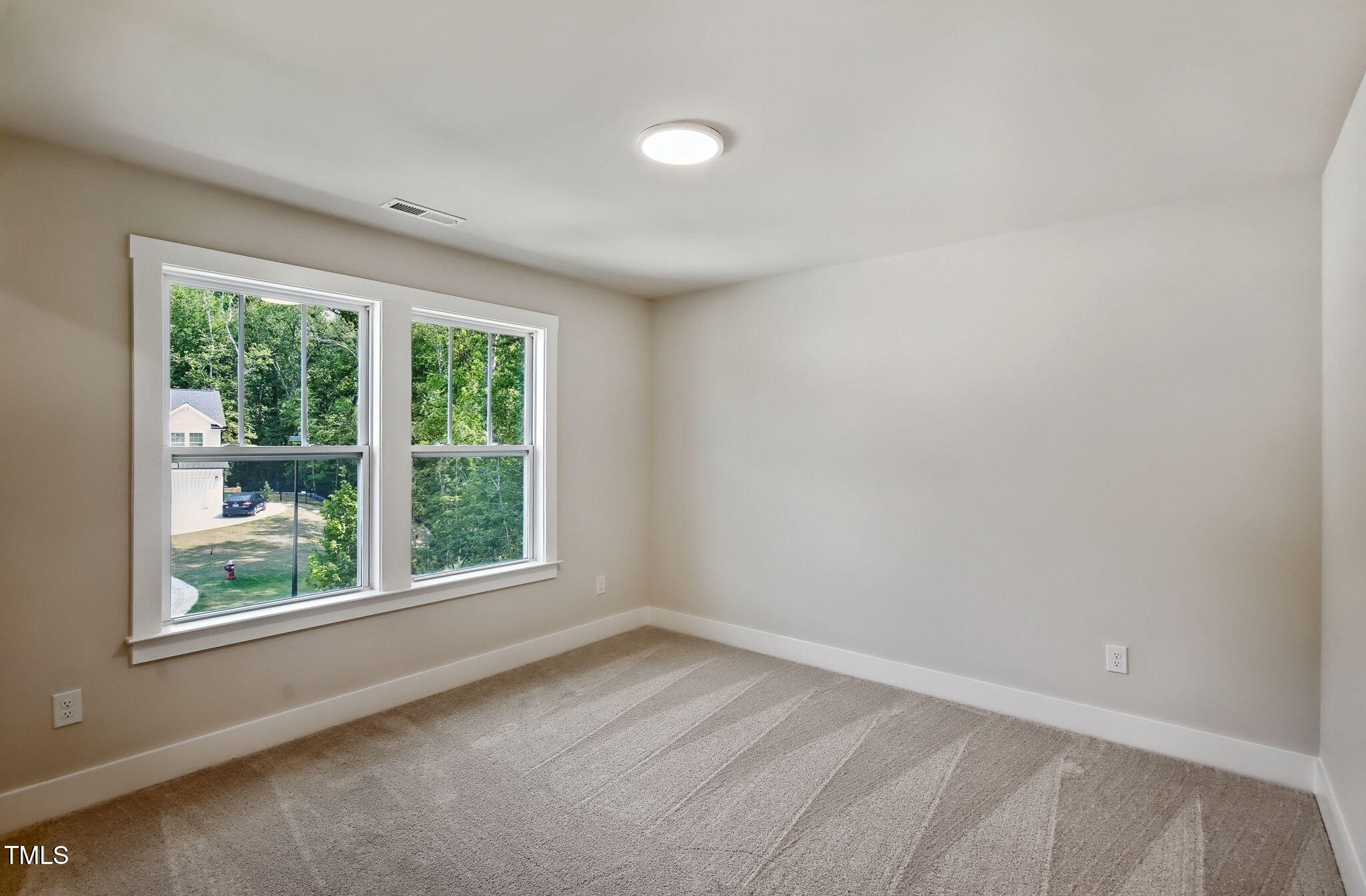 289 Sweetfern Lane Property Photo 28