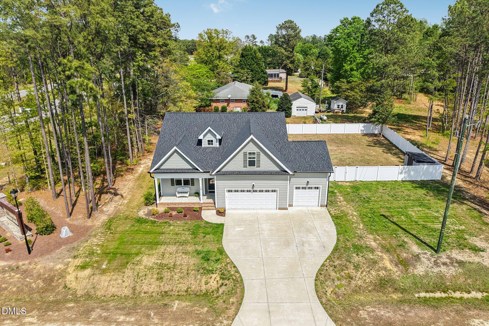 15 Arbor Drive Property Photo 1