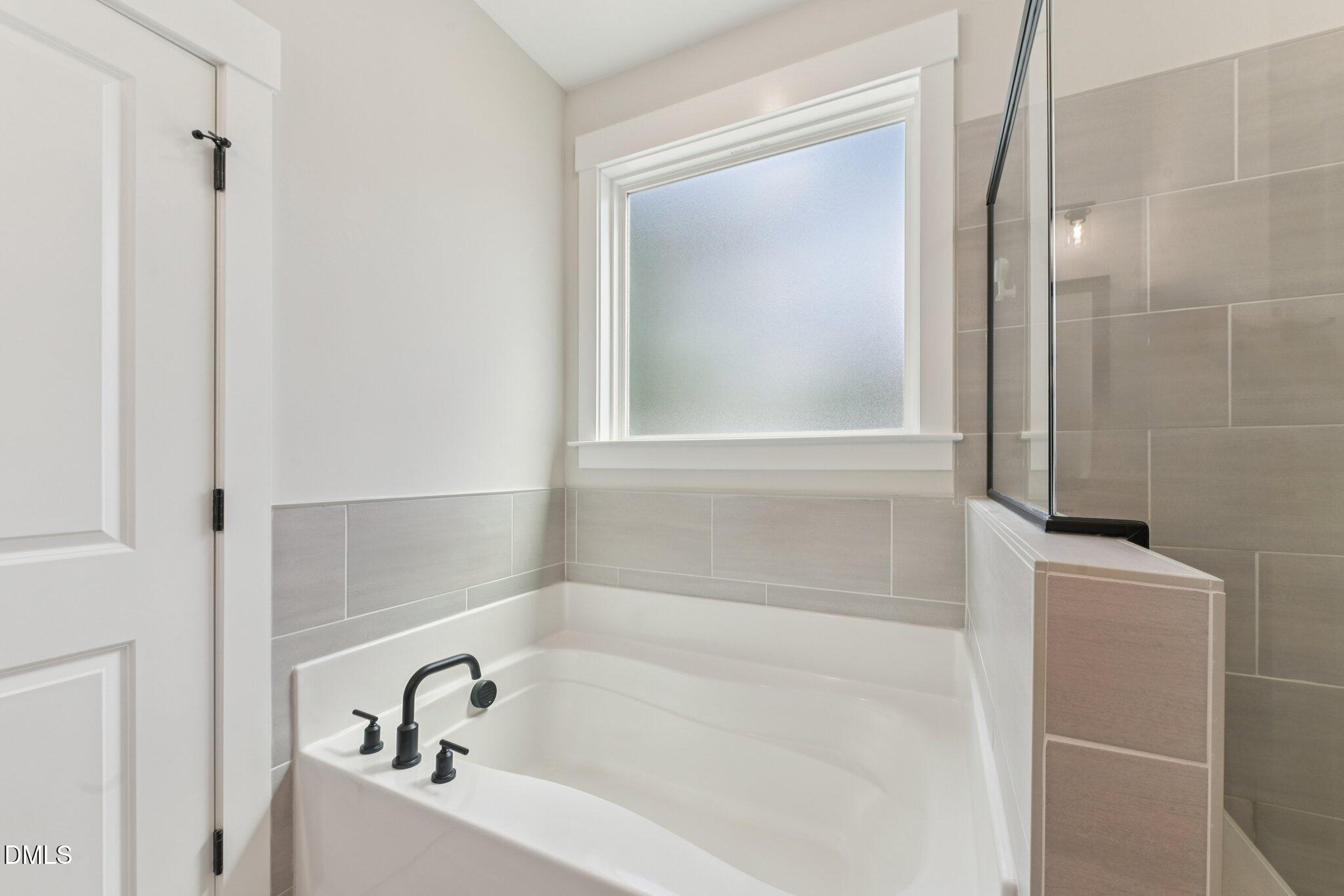 15 Arbor Drive Property Photo 10